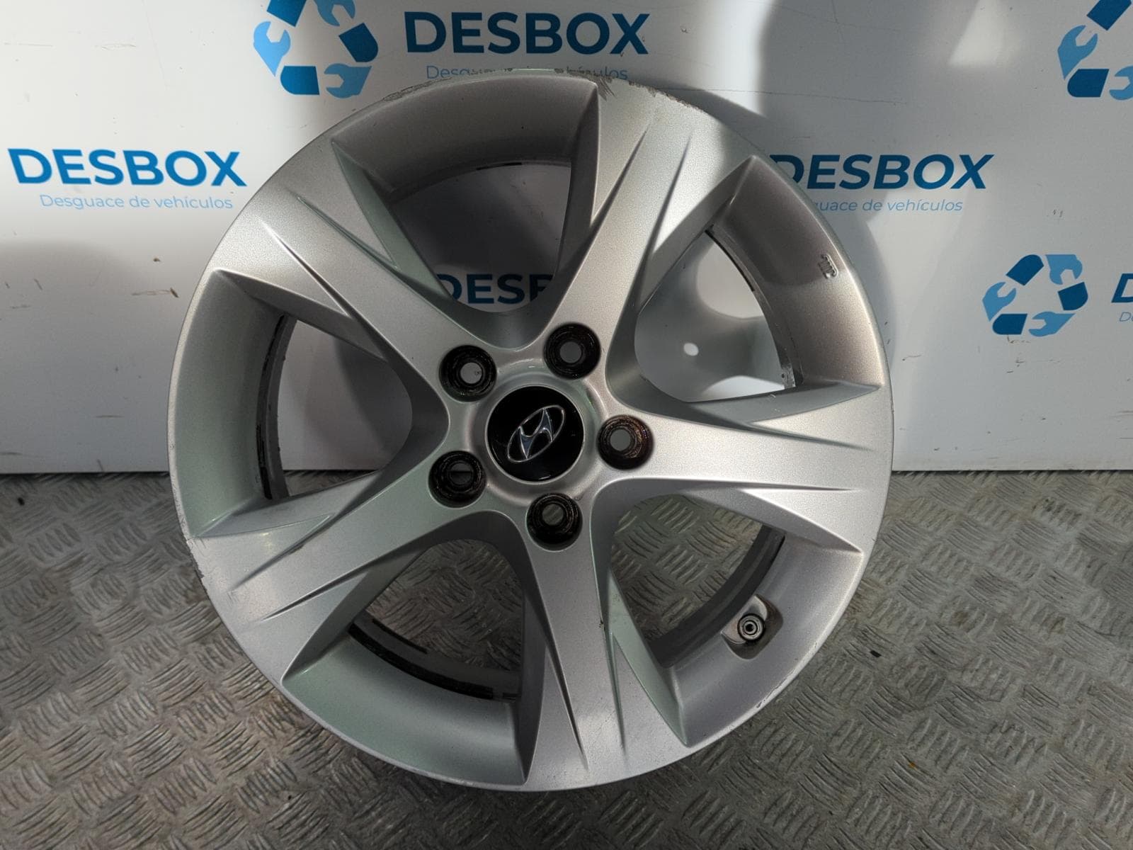 Recambio de JUEGO LLANTAS para HYUNDAI I40 1.6 CRDI D4FD referencia OEM IAM 529103Z100 - NEGRO 9