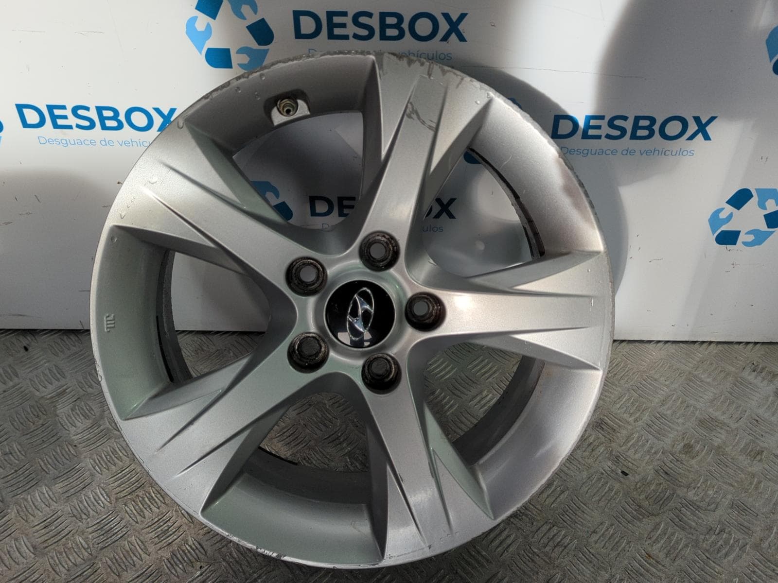 Recambio de JUEGO LLANTAS para HYUNDAI I40 1.6 CRDI D4FD referencia OEM IAM 529103Z100 - NEGRO 2