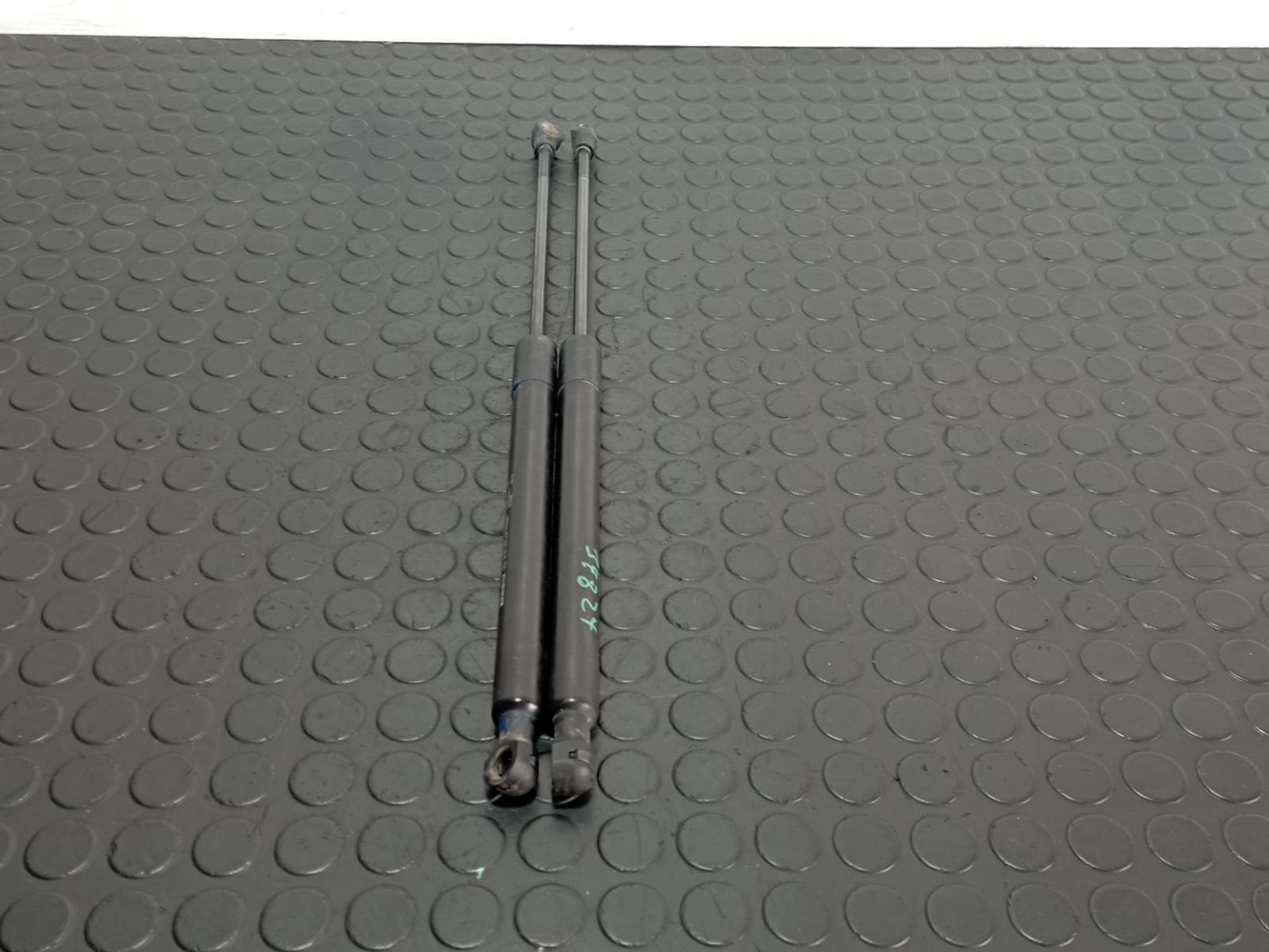 Recambio de AMORTIGUADORES MALETERO / PORTON para DACIA SANDERO Stepway K9K612 referencia OEM IAM 904529943R - AZUL
