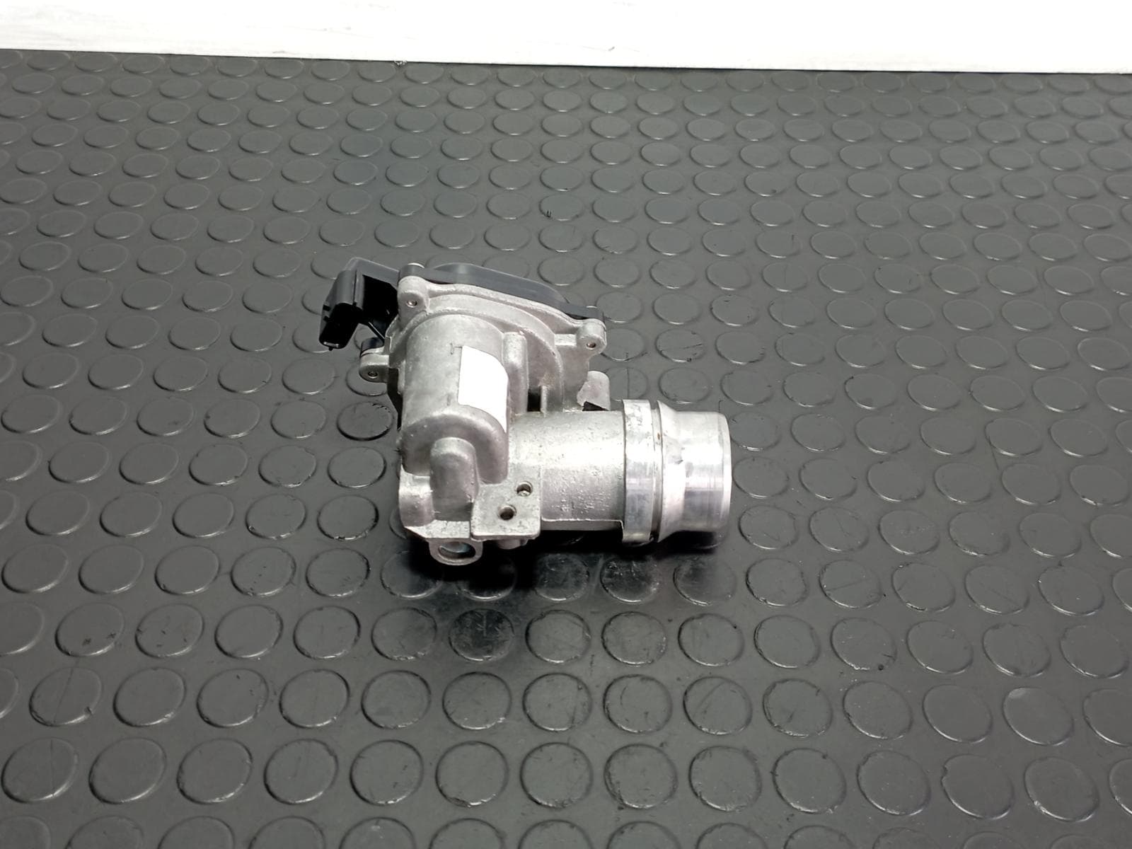 Recambio de CAJA MARIPOSA para RENAULT MEGANE III SPORT TOURER 1.9 DCI K9KJ8 referencia OEM IAM 8200614985 - AZUL
