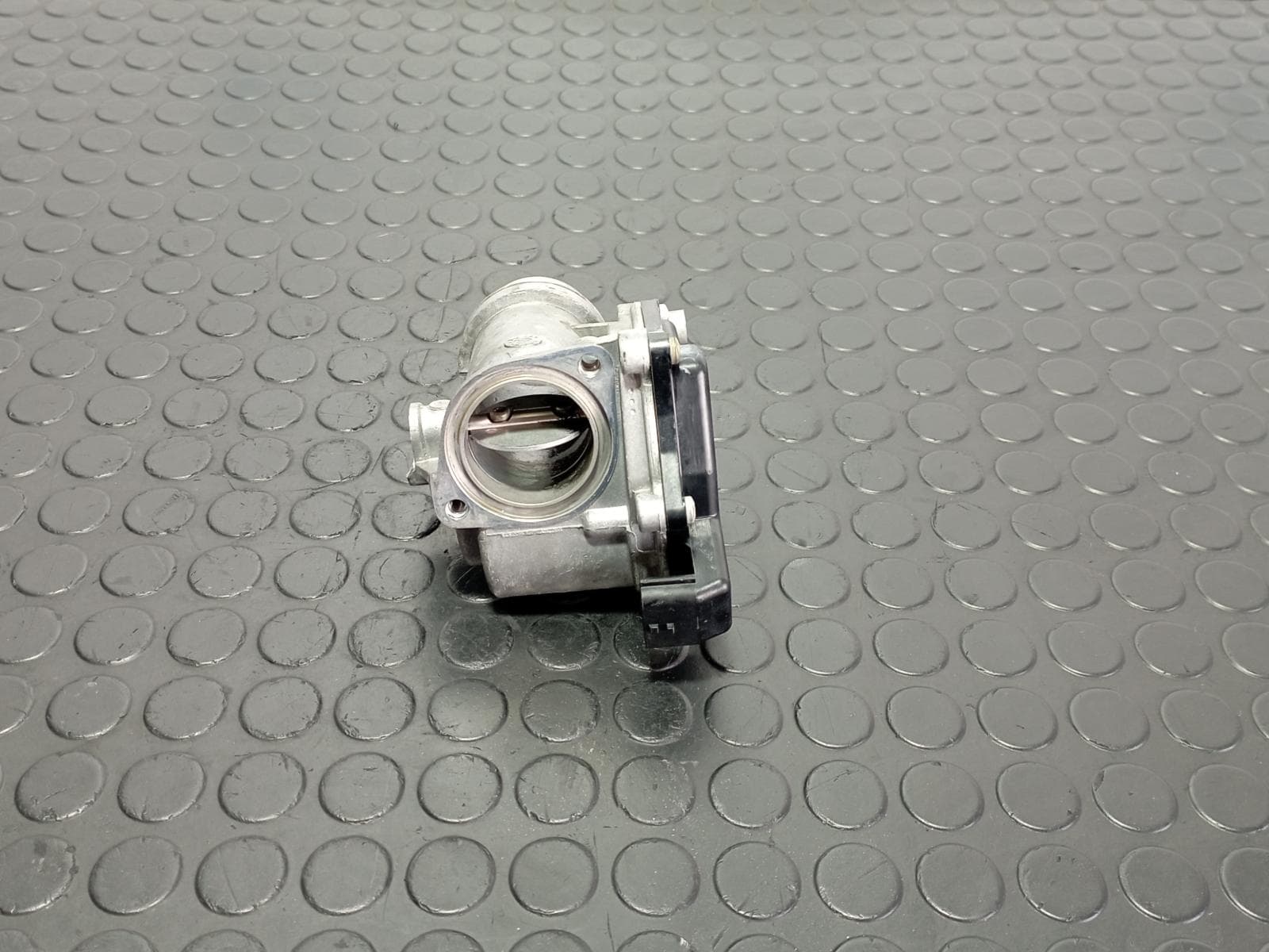 Recambio de CAJA MARIPOSA para RENAULT MEGANE III SPORT TOURER 1.9 DCI K9KJ8 referencia OEM IAM 8200614985 - AZUL 3