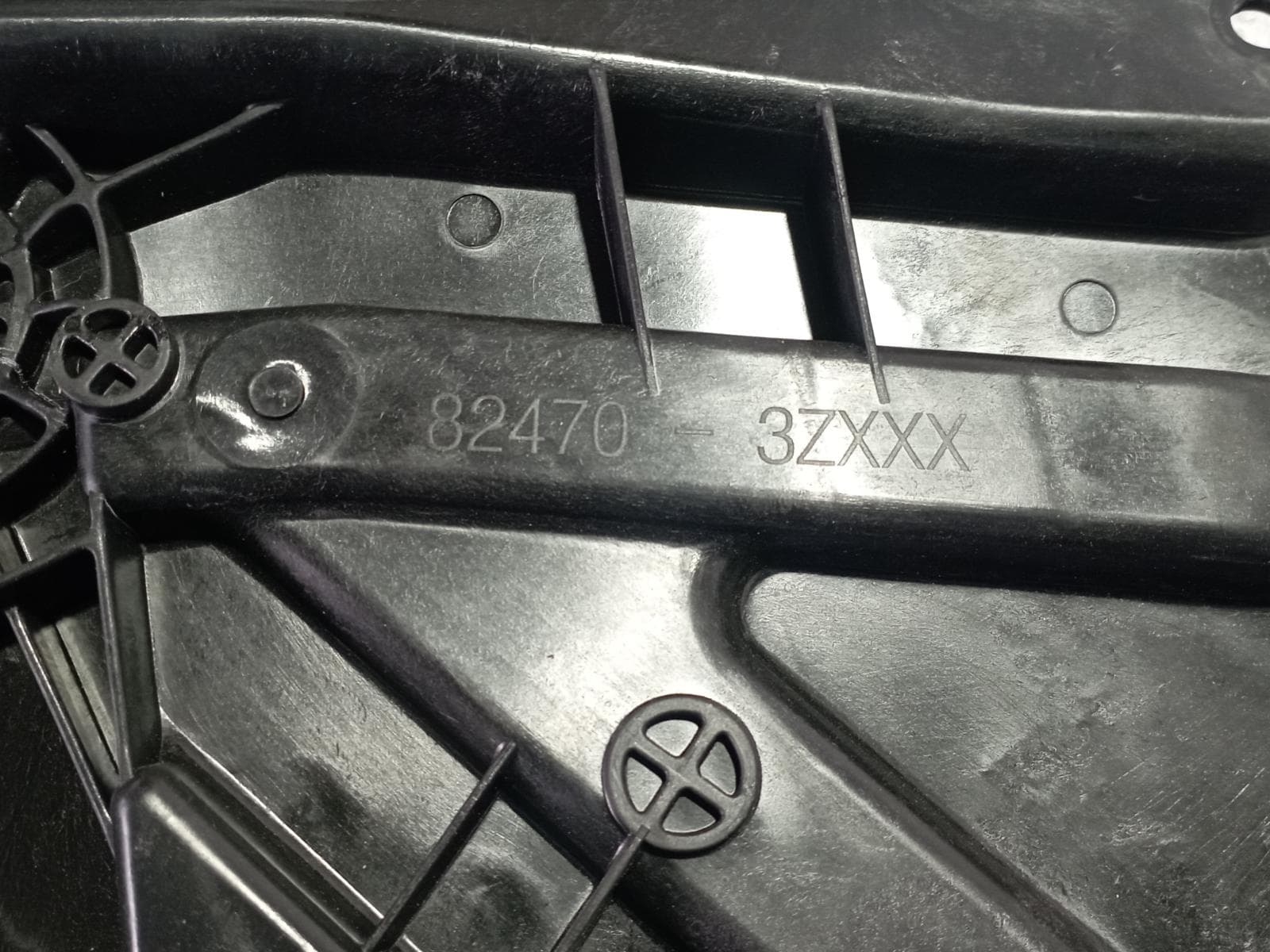 Recambio de ELEVALUNAS DELANTERO IZQUIERDO para HYUNDAI I40 1.6 CRDI D4FD referencia OEM IAM 824703ZXXX - NEGRO 3