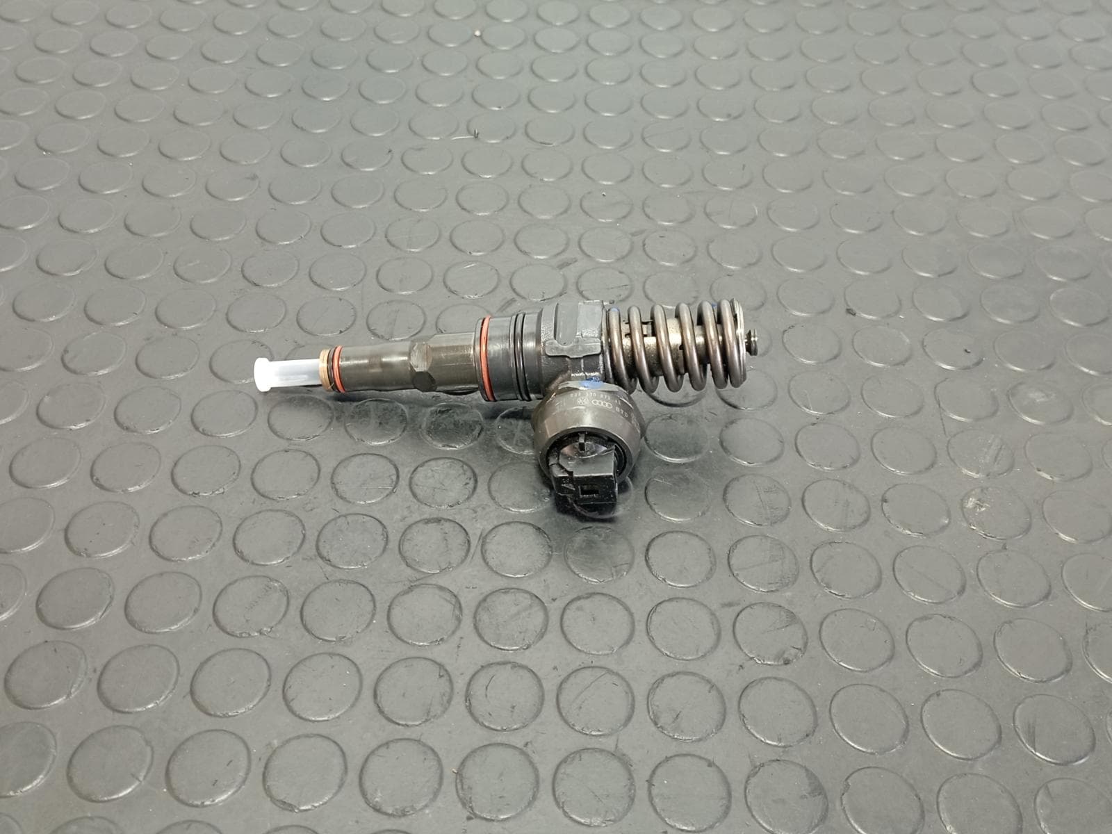 Recambio de INYECTOR para VOLKSWAGEN SHARAN (7M6/7M9) 1.9 TDI AVY referencia OEM IAM 0414720038 - NEGRO 2
