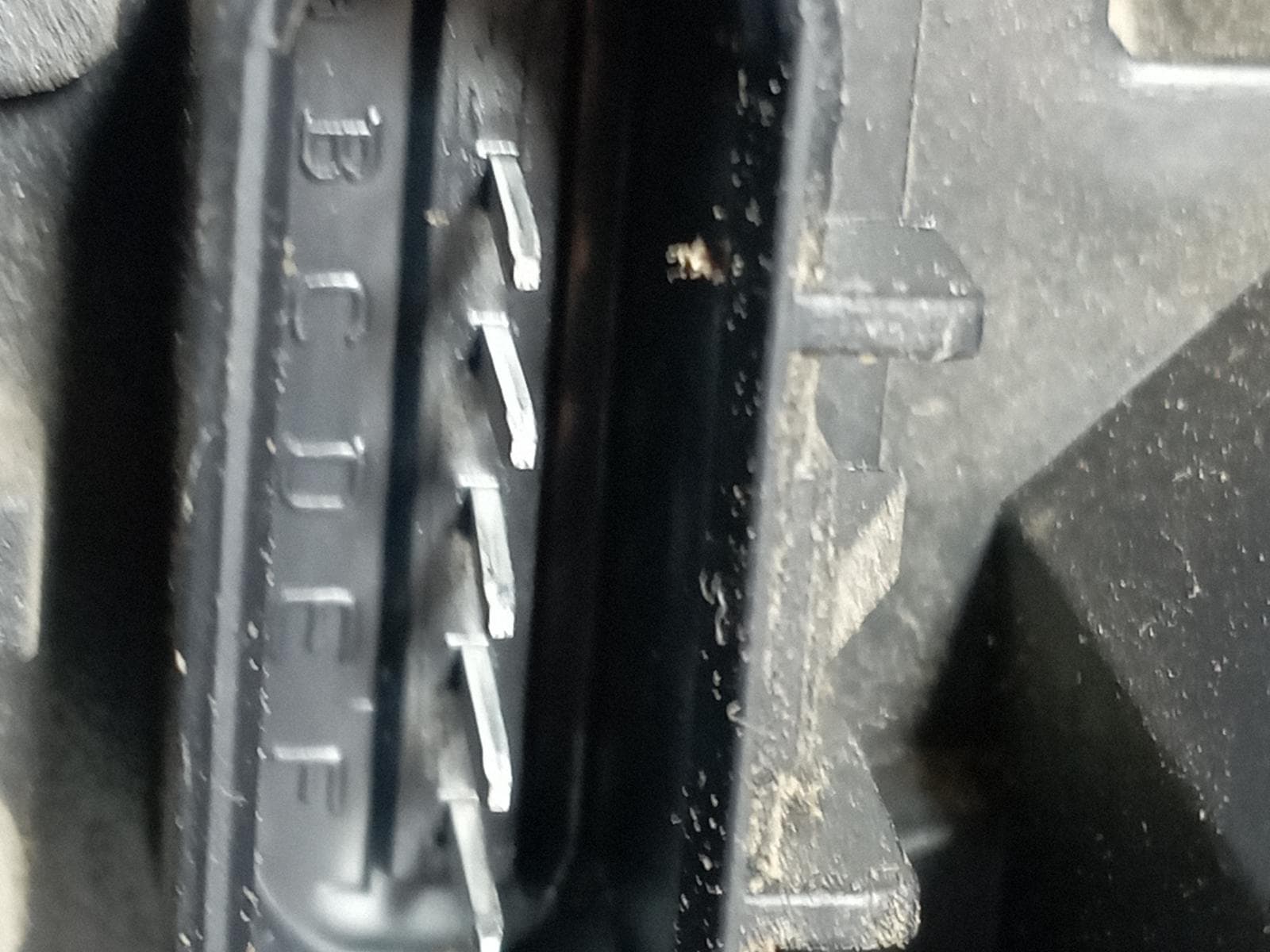 Recambio de PILOTO TRASERO IZQUIERDO para OPEL INSIGNIA BERLINA 2.0 CDTI A20DTH referencia OEM IAM 13226836 - NEGRO 3