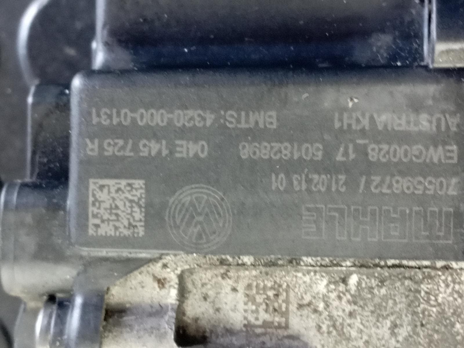 Recambio de MOTOR ELECTRICO ACTUADOR para VOLKSWAGEN GOLF VII LIM. 1.2 TSI CJZ referencia OEM IAM 04E145725R - GRIS 5