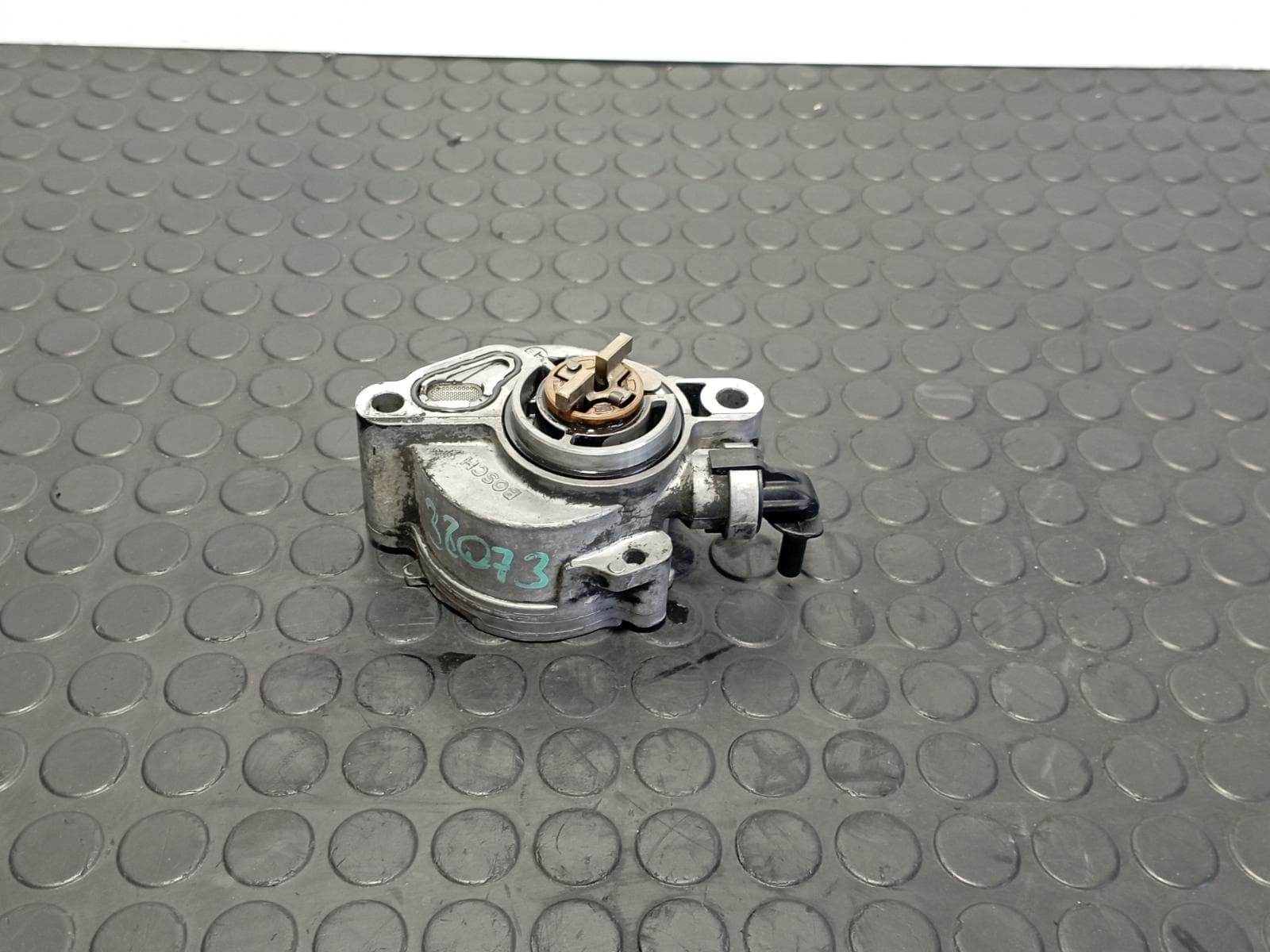 Recambio de DEPRESOR FRENO / BOMBA VACIO para CITROEN JUMPY 1.6 HDI 9HU referencia OEM IAM 45657001562B  - BLANCO 2