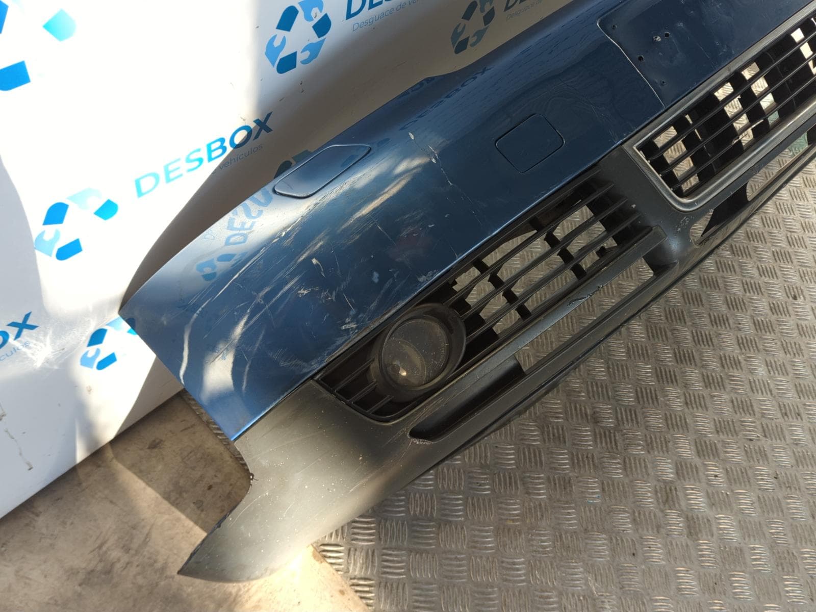 Recambio de PARAGOLPES DELANTERO para AUDI A4 BERLINA (8E) 2.5 TDI AKE - AZUL 2