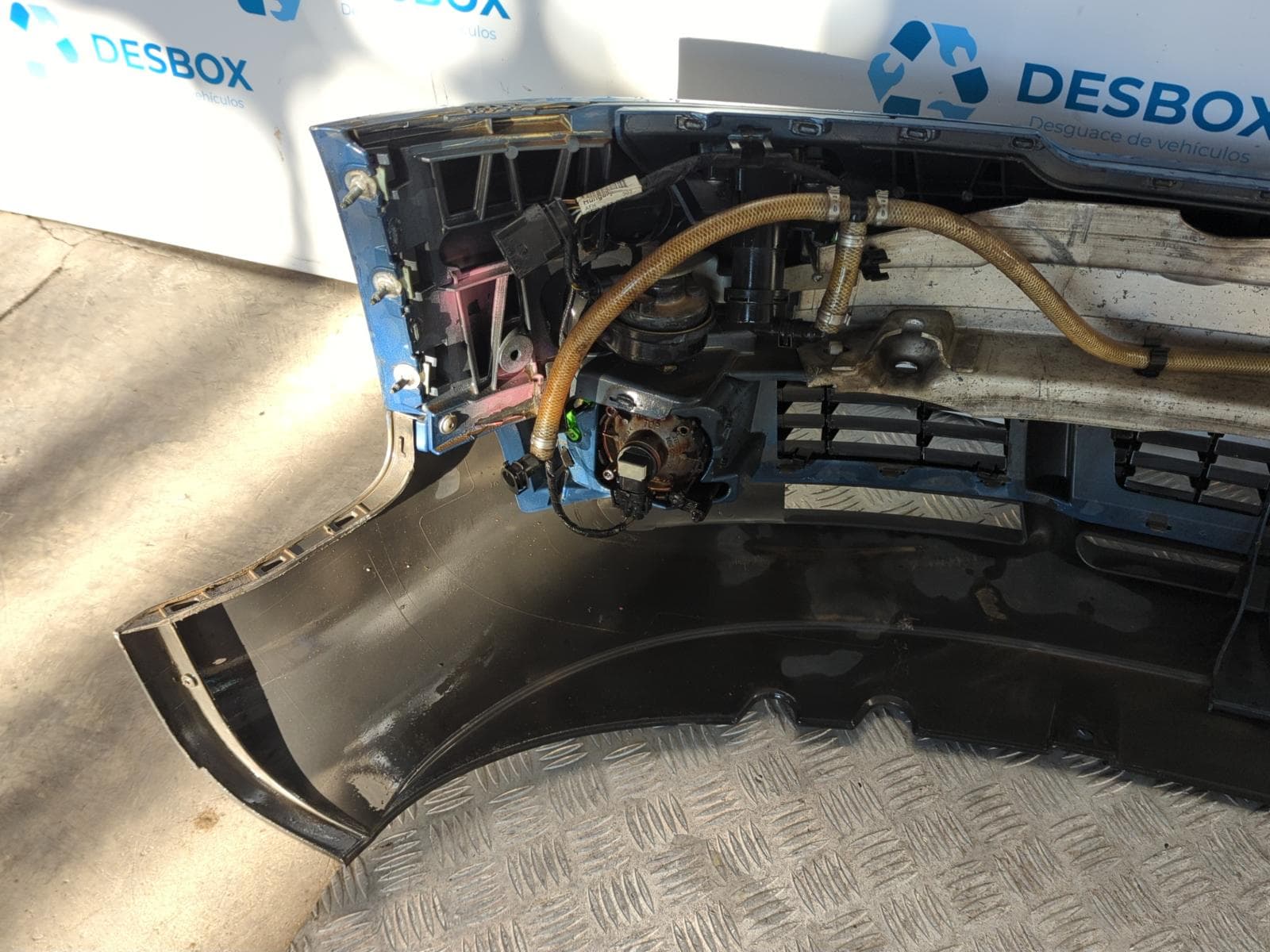 Recambio de PARAGOLPES DELANTERO para AUDI A4 BERLINA (8E) 2.5 TDI AKE - AZUL 5