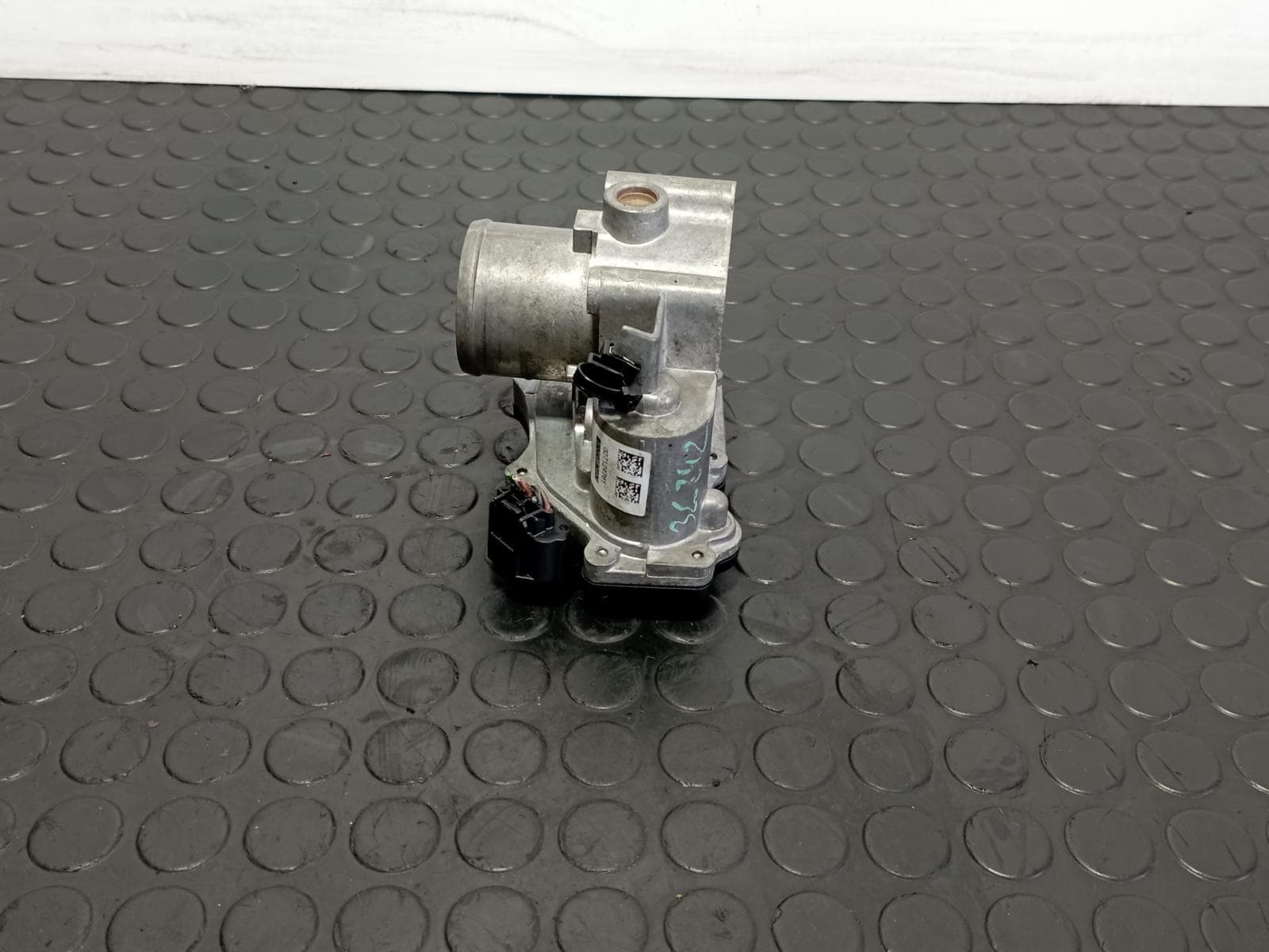 Recambio de CAJA MARIPOSA para RENAULT LAGUNA GRANDTOUR III Dynamique M9RB8 referencia OEM IAM H8200727648 - GRIS 4