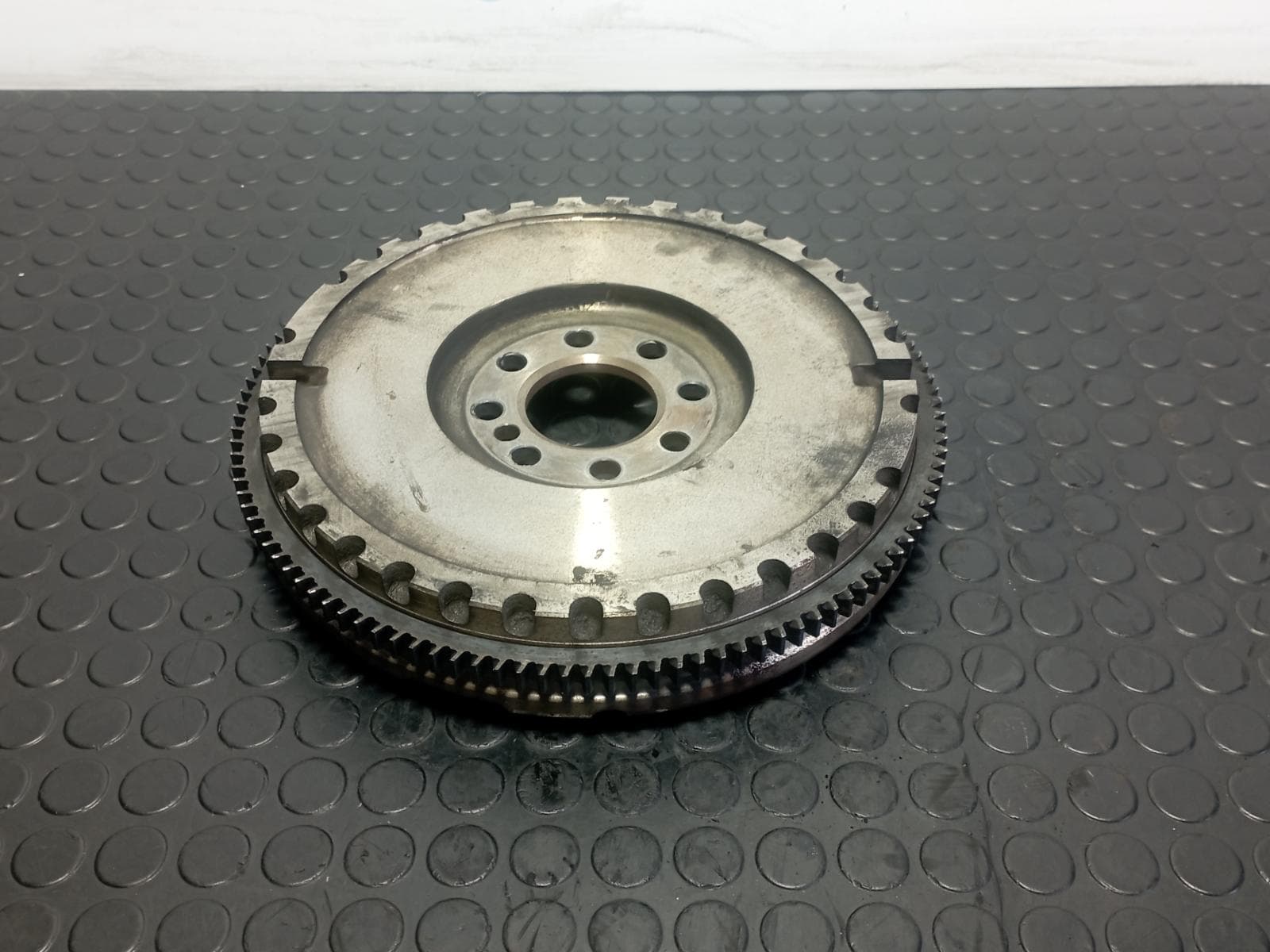 Recambio de VOLANTE MOTOR para FORD TRANSIT CAJA CERRADA, CORTA (FY) (2000 =>) 2.0 TDCI ABFA referencia OEM IAM 6C1Q6375AD  - BLANCO 2