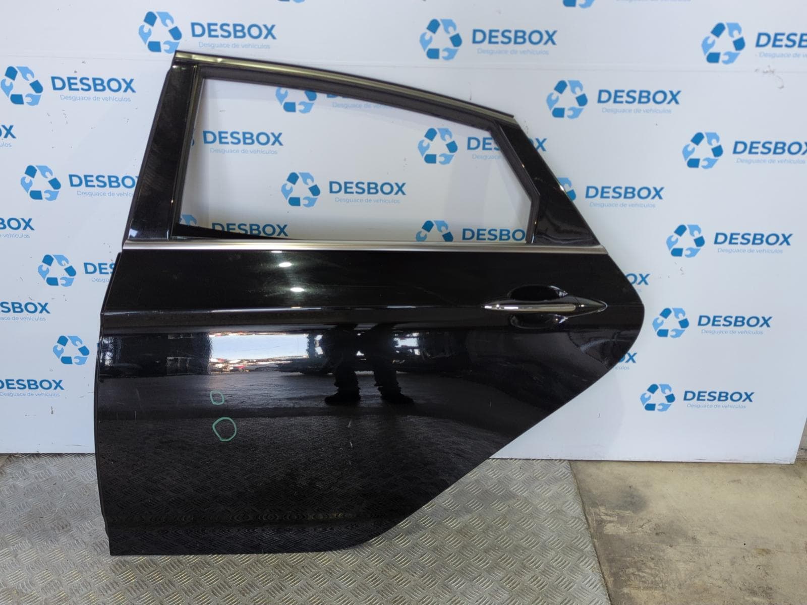 Recambio de PUERTA TRASERA IZQUIERDA para HYUNDAI I40 1.6 CRDI D4FD - NEGRO