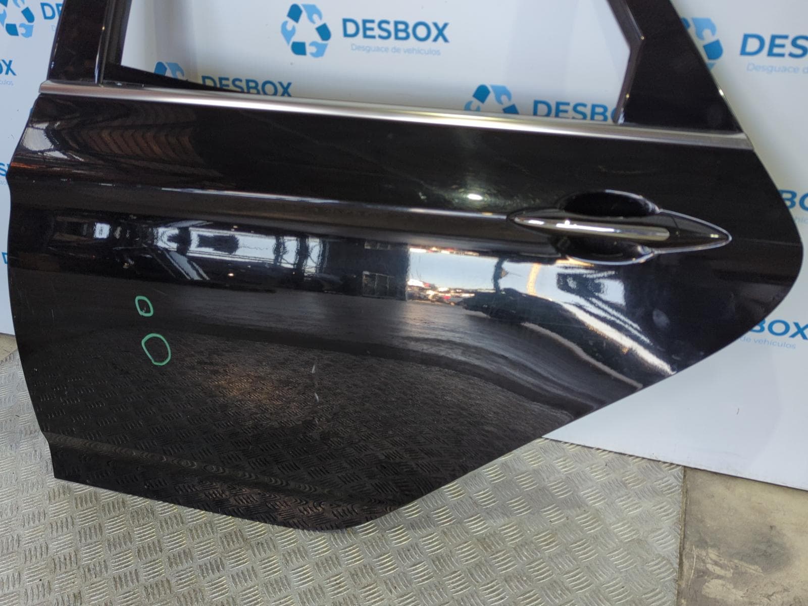 Recambio de PUERTA TRASERA IZQUIERDA para HYUNDAI I40 1.6 CRDI D4FD - NEGRO 2