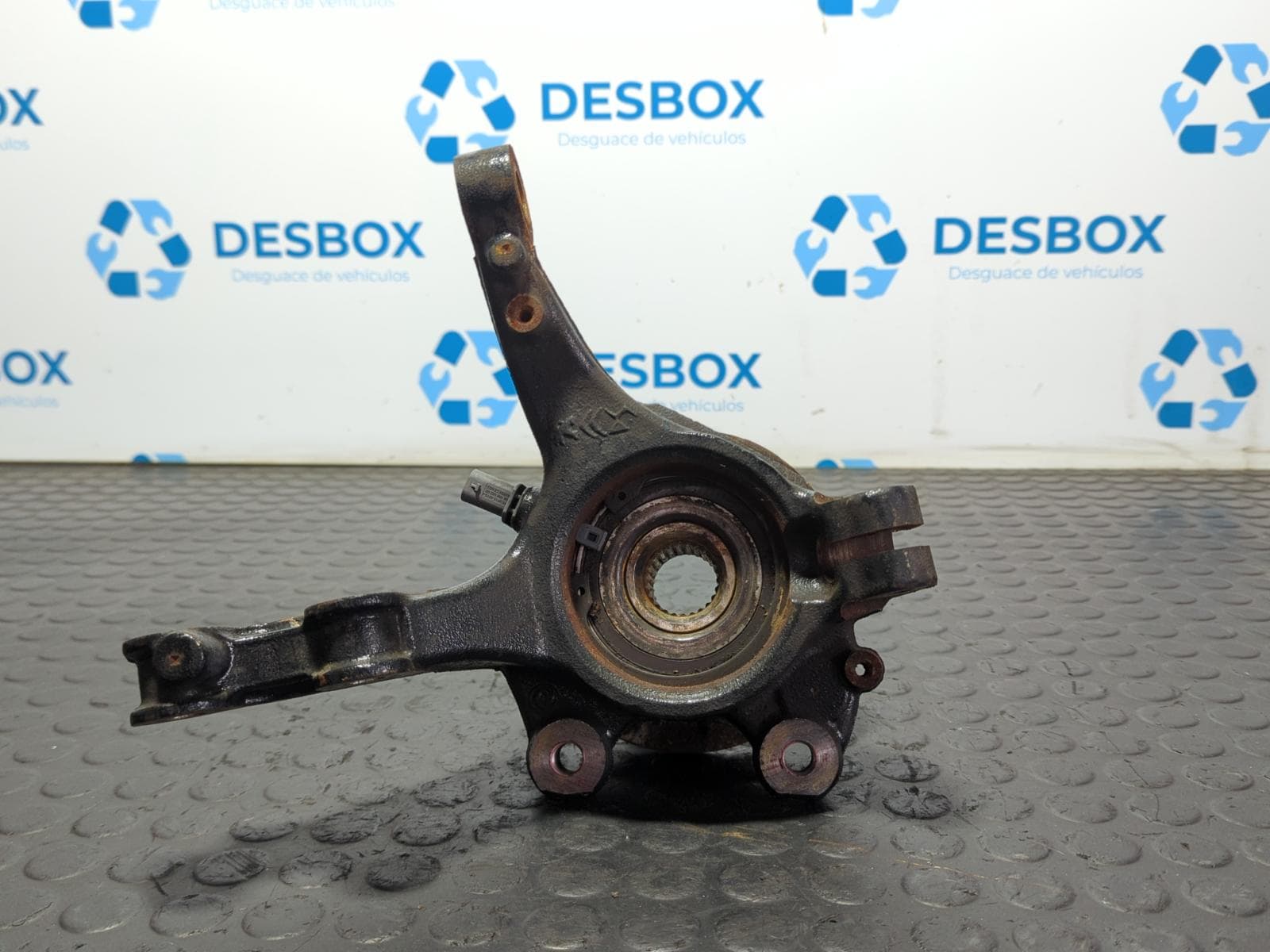 Recambio de MANGUETA DELANTERA DERECHA para PEUGEOT 2008 (--.2013->) 2008 ACTIVE PURETECH HN05 referencia OEM IAM P75 - BLANCO