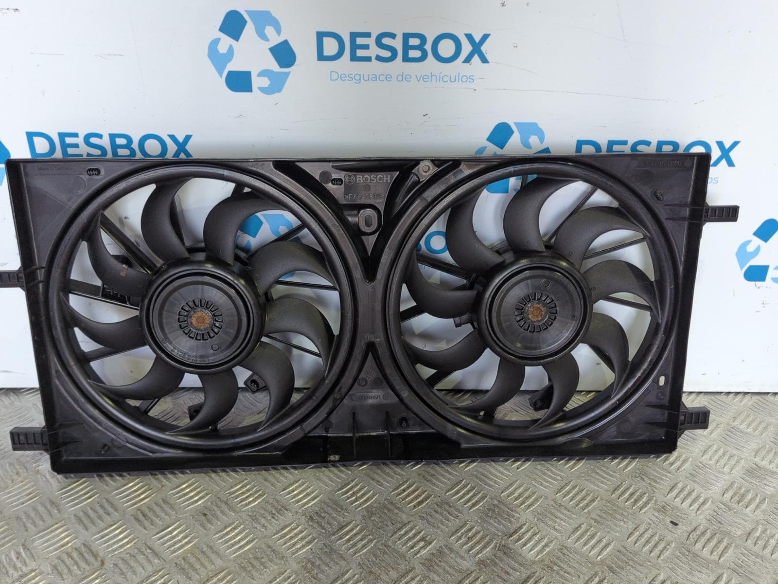 Recambio de ELECTROVENTILADOR para RENAULT LAGUNA GRANDTOUR III Dynamique M9RB8 referencia OEM IAM 3135103806 - GRIS 2