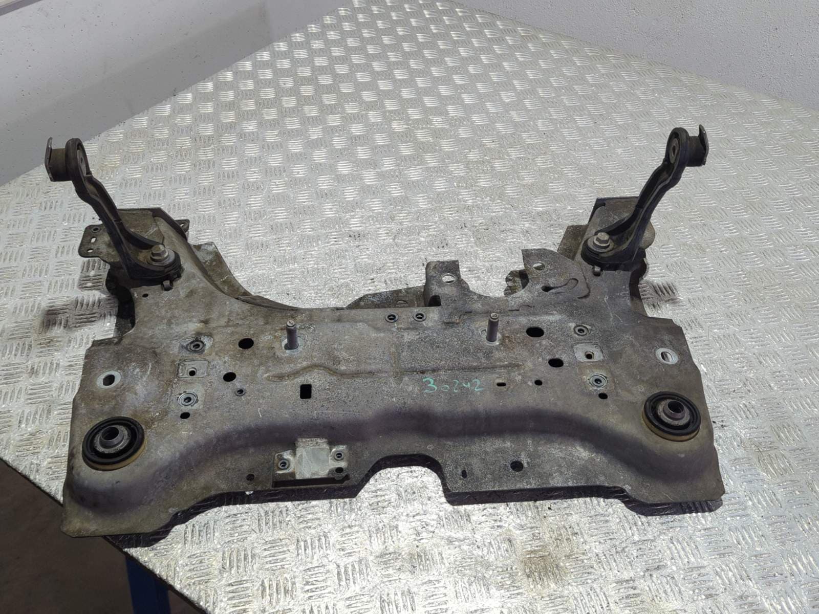 Recambio de PUENTE DELANTERO para RENAULT LAGUNA GRANDTOUR III Dynamique M9RB8 - GRIS