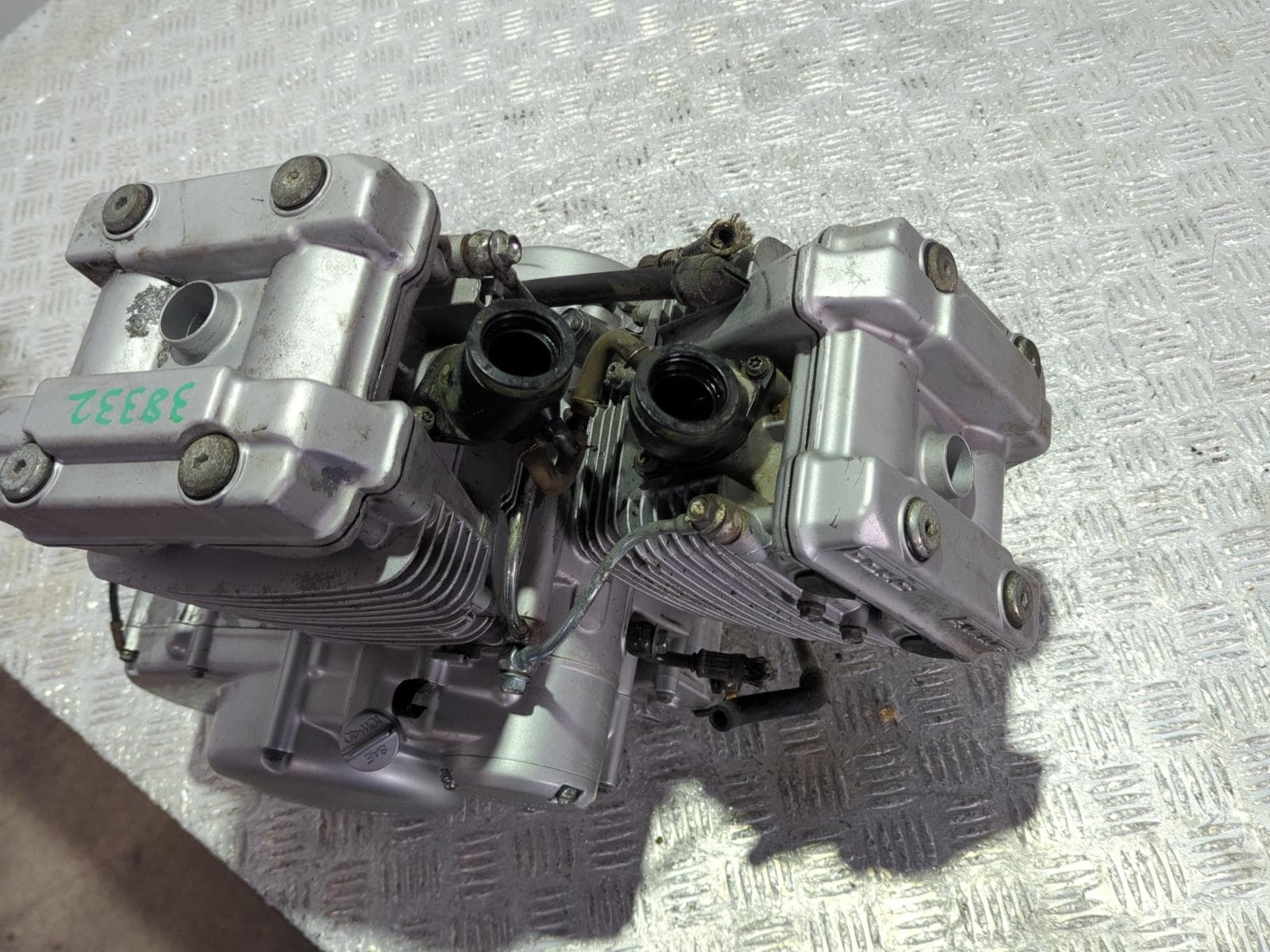 Recambio de MOTOR  para HYOSUNG AQUILA GT 125 GV125 referencia OEM IAM GV125 - NEGRO 2