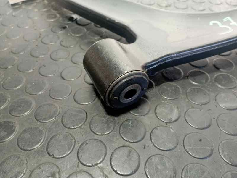 Recambio de BRAZO SUSPENSION INFERIOR DELANTERO DERECHO para PEUGEOT PARTNER (S2) 9HX 9HX referencia OEM IAM 1167808323 - BLANCO 2