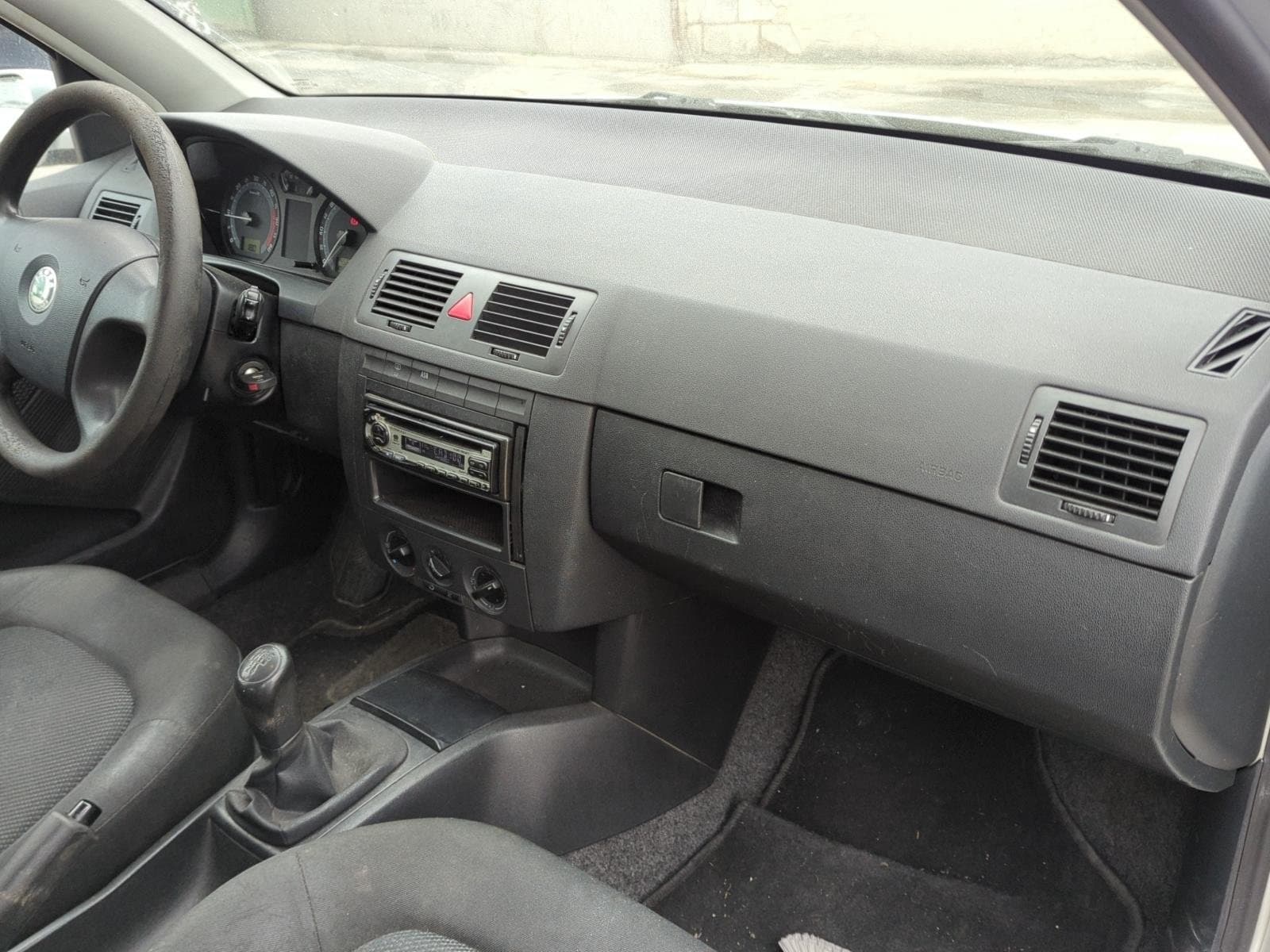 Recambio de BANDEJA TRASERA para SKODA FABIA I Combi 1.9 TDI ATD - GRIS 10