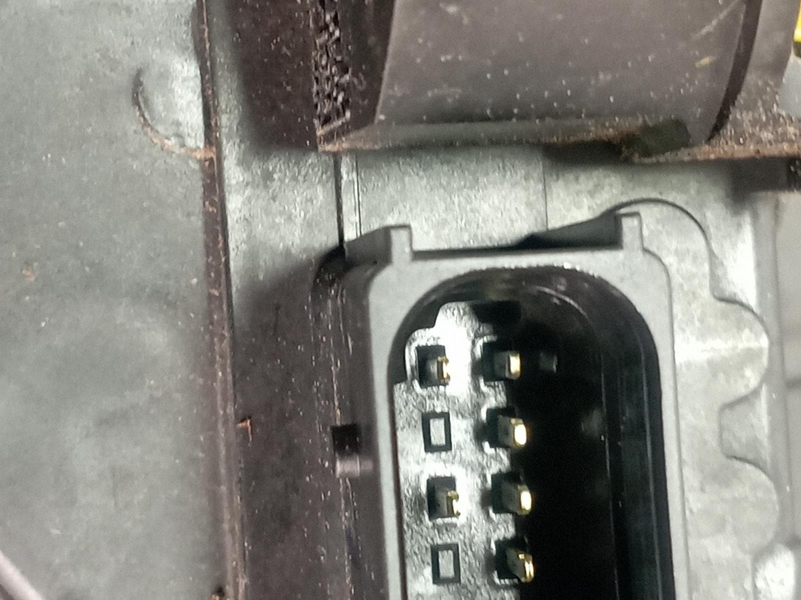 Recambio de CERRADURA PUERTA DELANTERA IZQUIERDA para OPEL INSIGNIA BERLINA 2.0 CDTI A20DTH referencia OEM IAM 13503801 - NEGRO 4