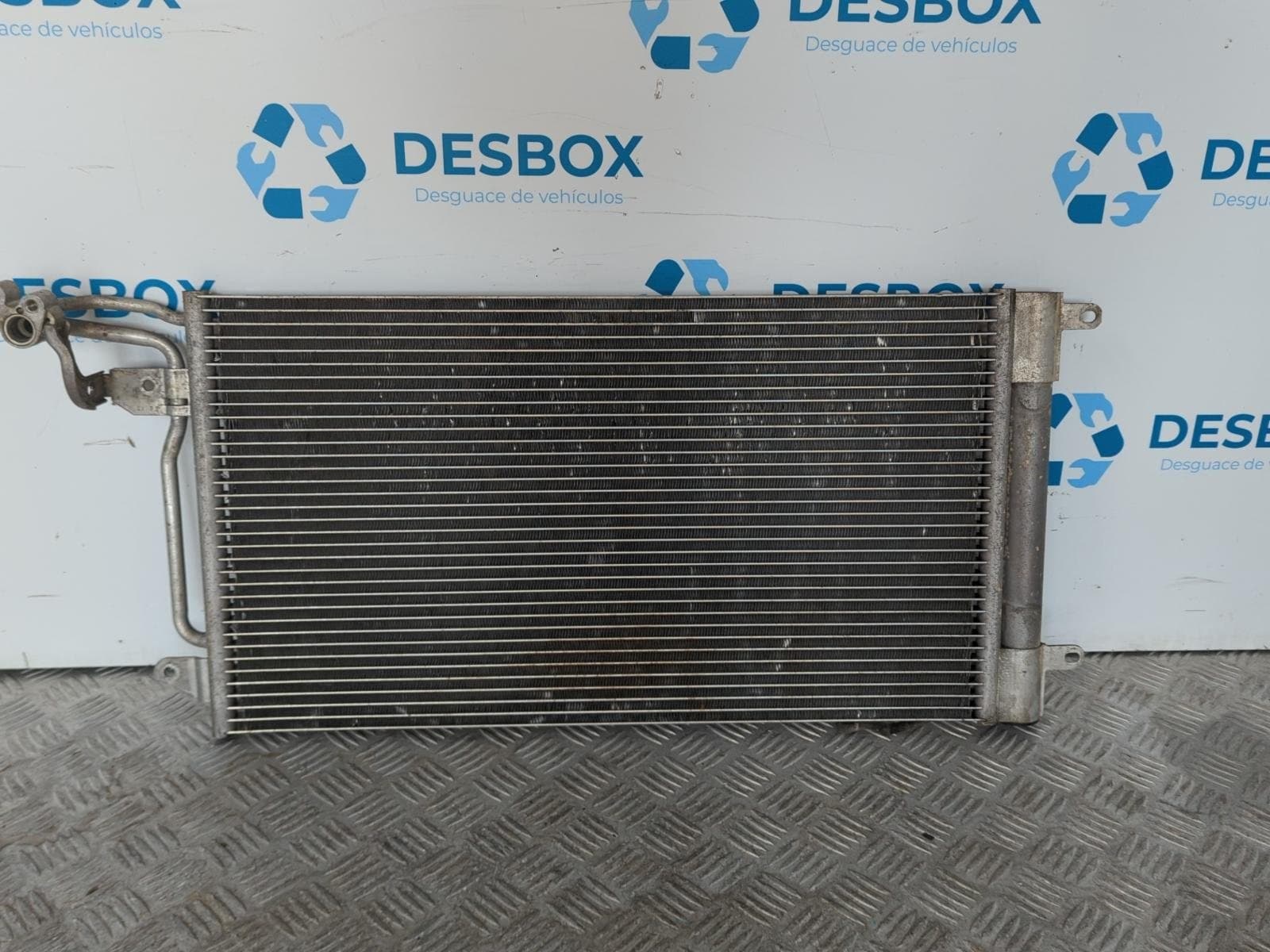 Recambio de CONDENSADOR / RADIADOR  AIRE ACONDICIONADO para SEAT IBIZA (6J5) 1.6 TDI CAY - BLANCO
