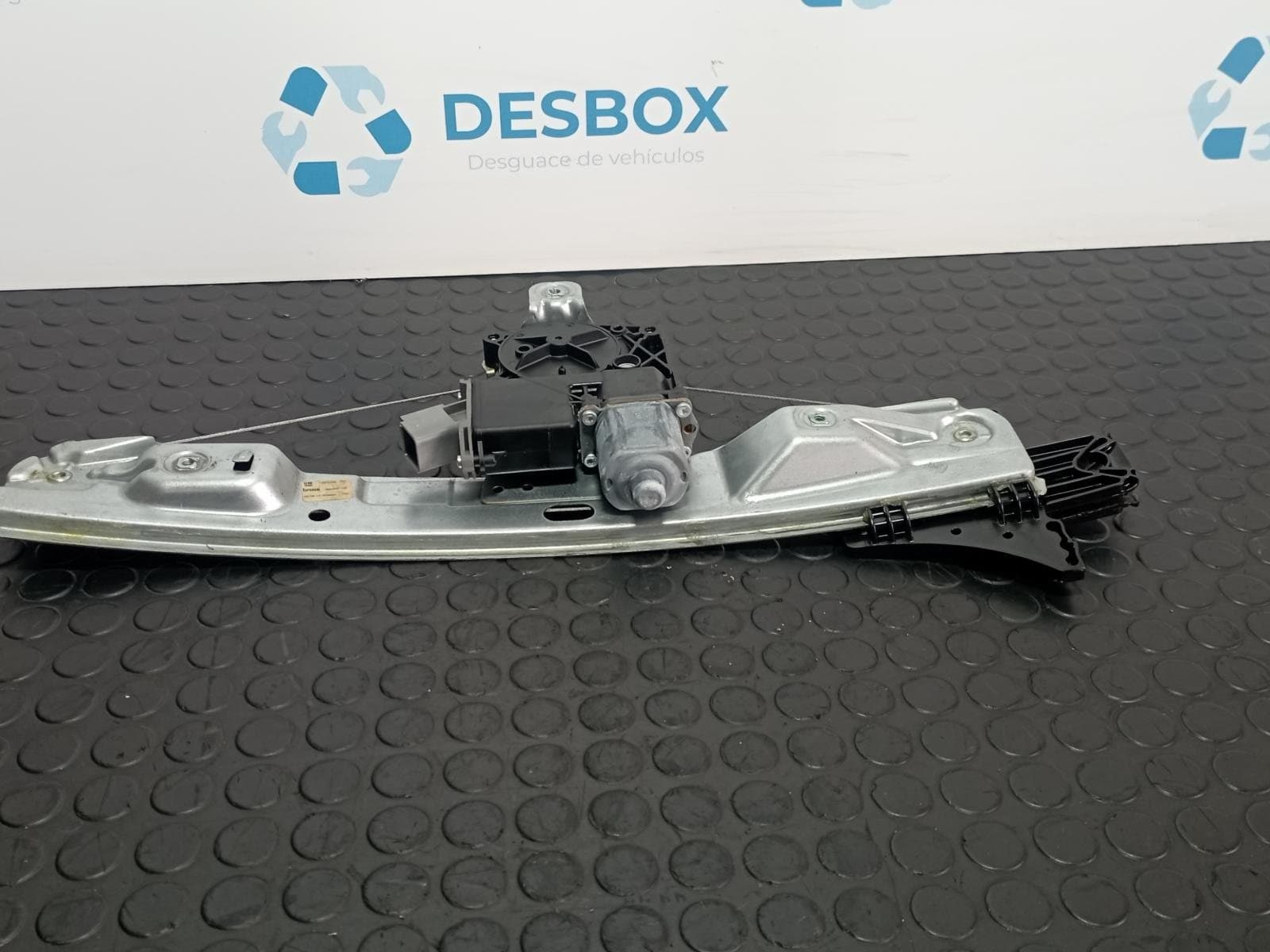 Recambio de ELEVALUNAS TRASERO DERECHO para OPEL INSIGNIA BERLINA 2.0 CDTI A20DTH referencia OEM IAM 964840106 - NEGRO