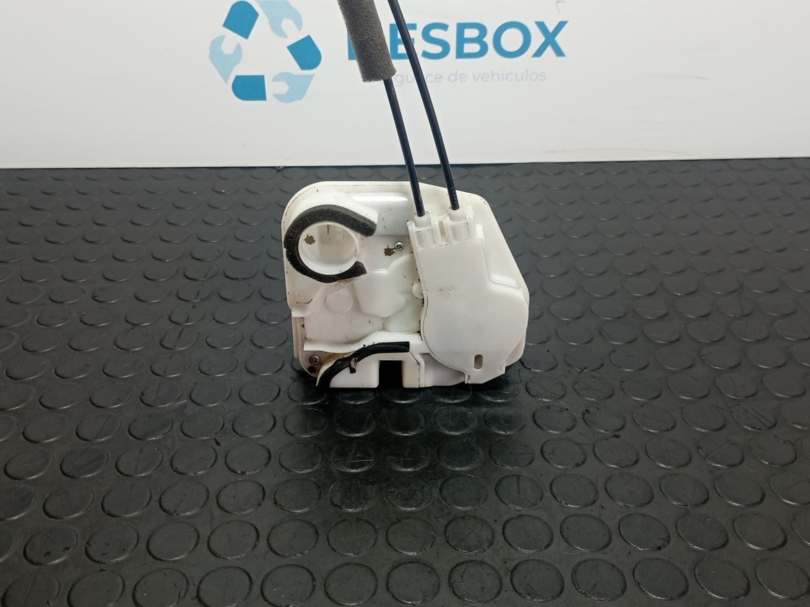 Recambio de CERRADURA PUERTA DELANTERA IZQUIERDA para MITSUBISHI SPACE STAR (A00) 1.2 3A92 referencia OEM IAM  5715A669S - BLANCO 2