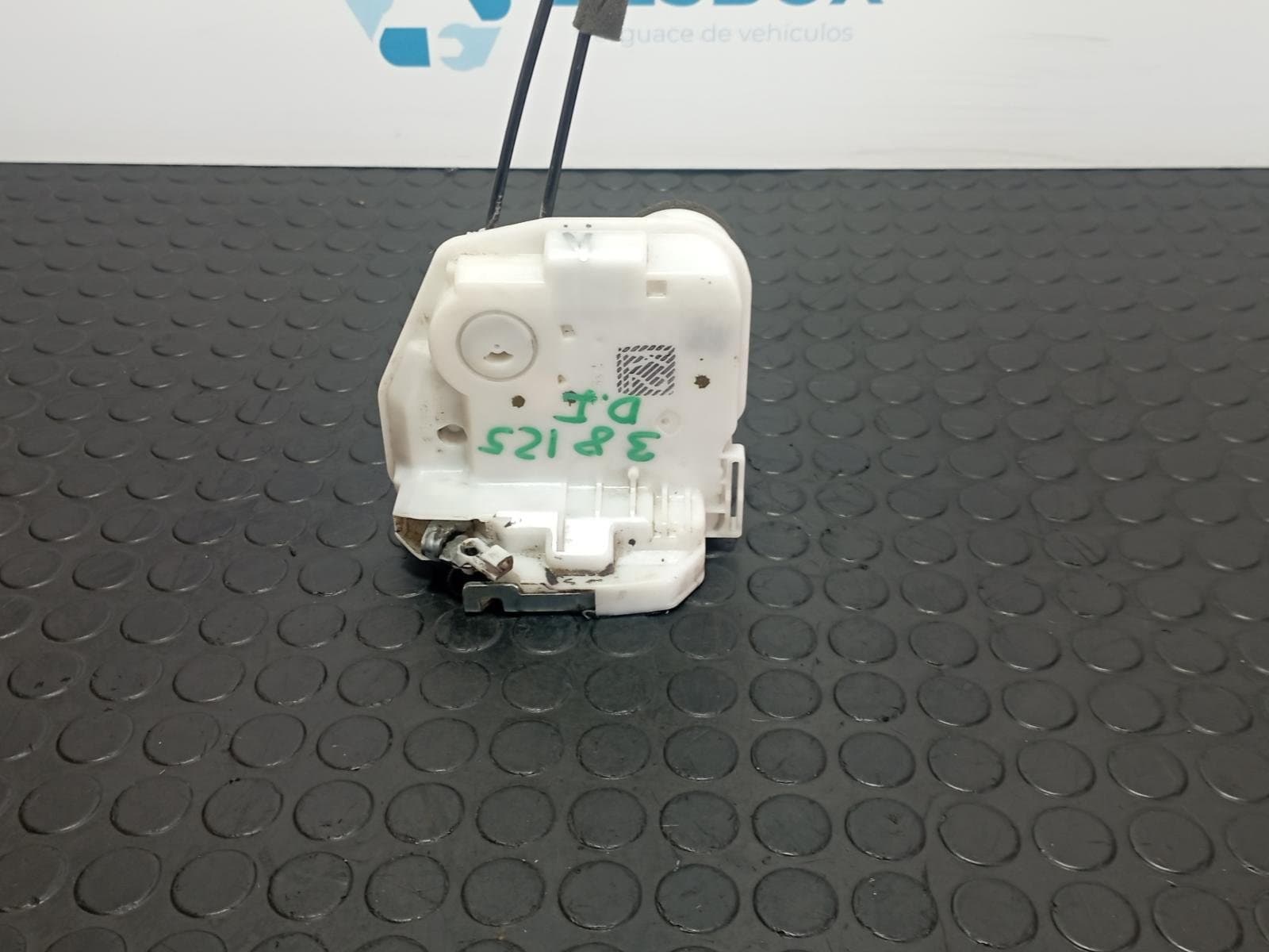 Recambio de CERRADURA PUERTA DELANTERA IZQUIERDA para MITSUBISHI SPACE STAR (A00) 1.2 3A92 referencia OEM IAM  5715A669S - BLANCO 3