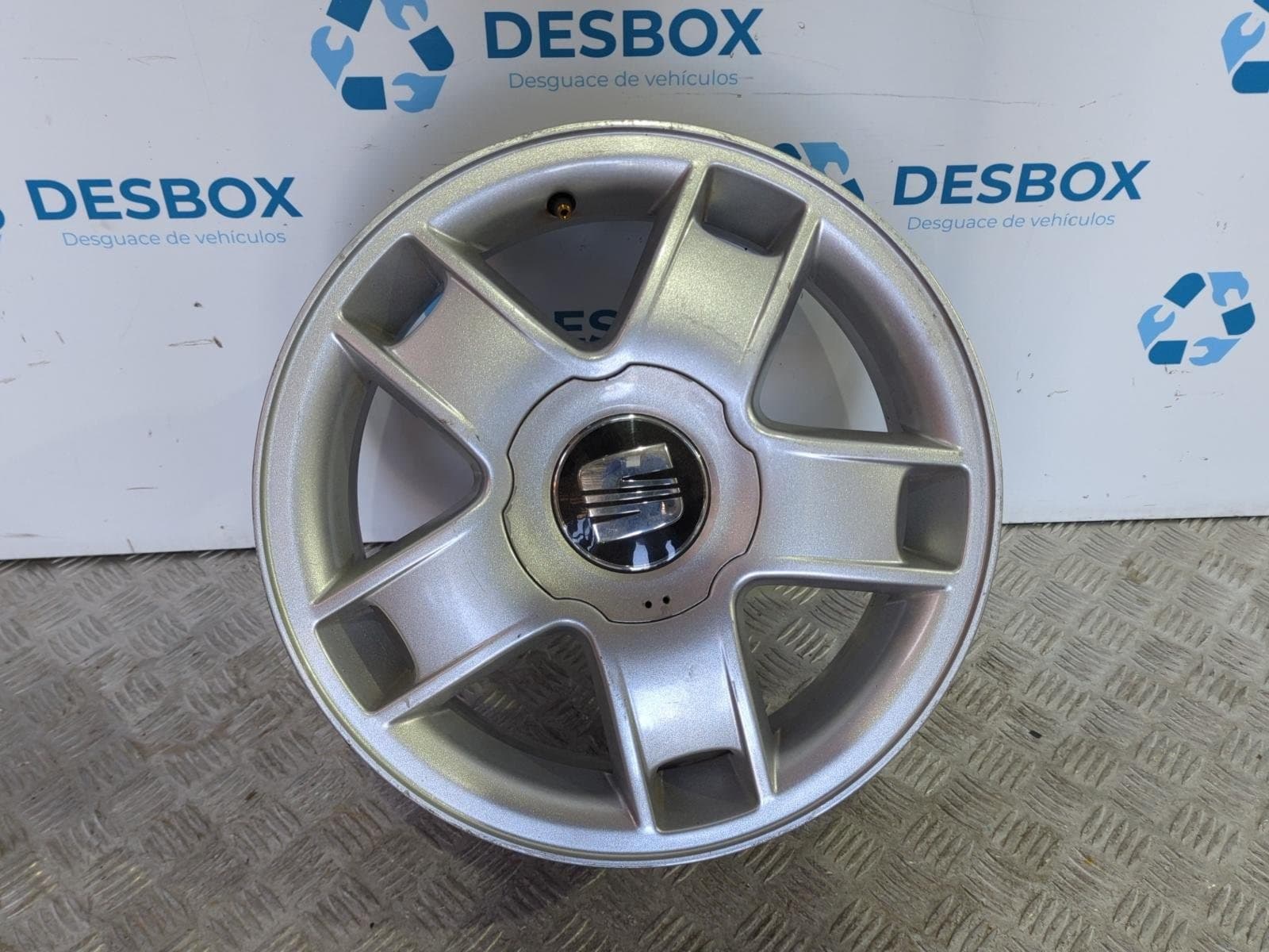 Recambio de JUEGO LLANTAS para SEAT LEON (1M1) 1.6 GASOLINA AKL referencia OEM IAM 1M0601025B - ROJO 5