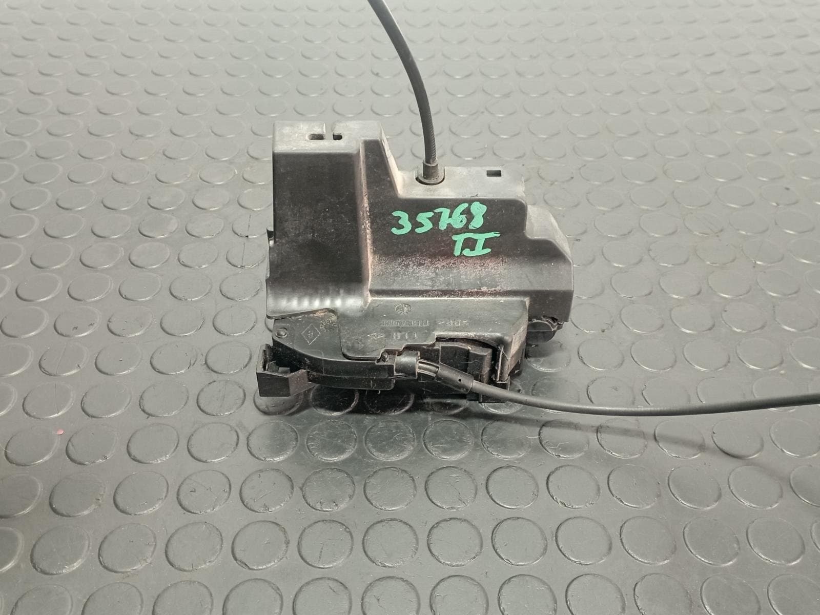 Recambio de CERRADURA PUERTA TRASERA IZQUIERDA para RENAULT SCENIC III Grand Dynamique K9KN8 referencia OEM IAM 825030005R - ROJO 2