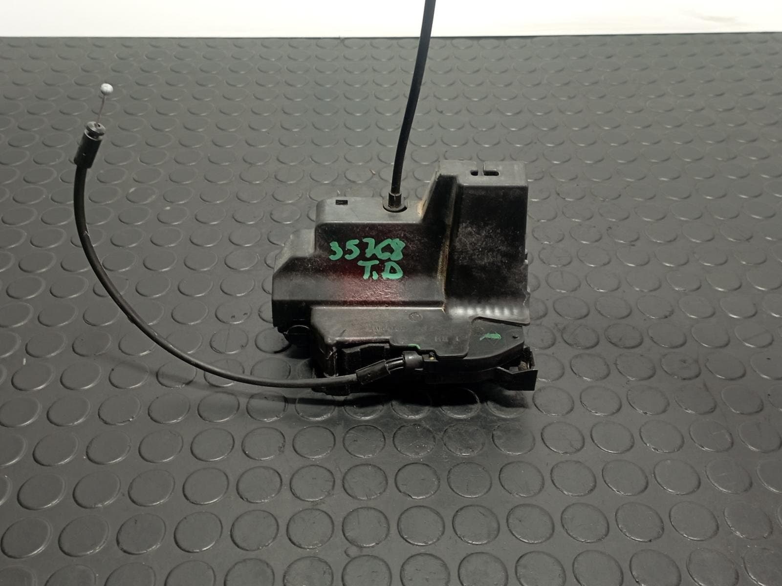 Recambio de CERRADURA PUERTA TRASERA DERECHA para RENAULT SCENIC III Grand Dynamique K9KN8 referencia OEM IAM 825020005R - ROJO