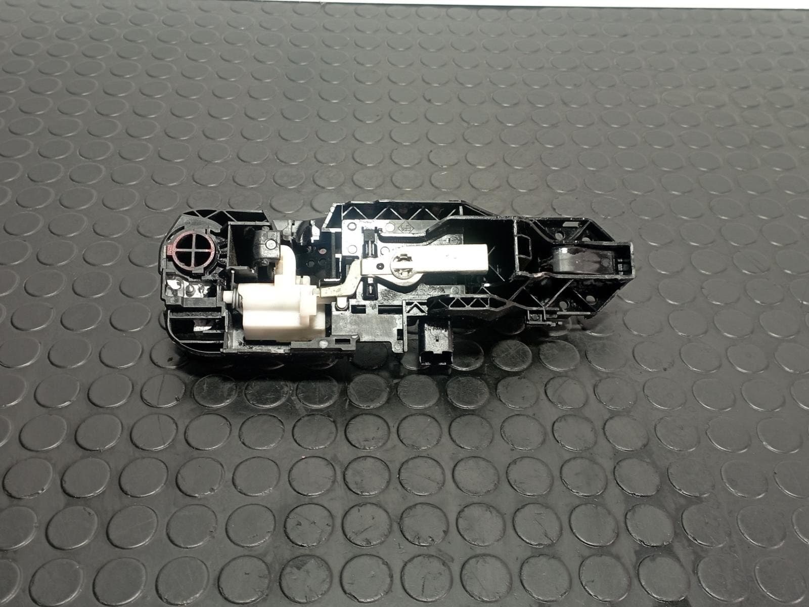 Recambio de MANETA EXTERIOR TRASERA IZQUIERDA para RENAULT SCENIC III Grand Dynamique K9KN8 referencia OEM IAM 8060700033R - ROJO 2