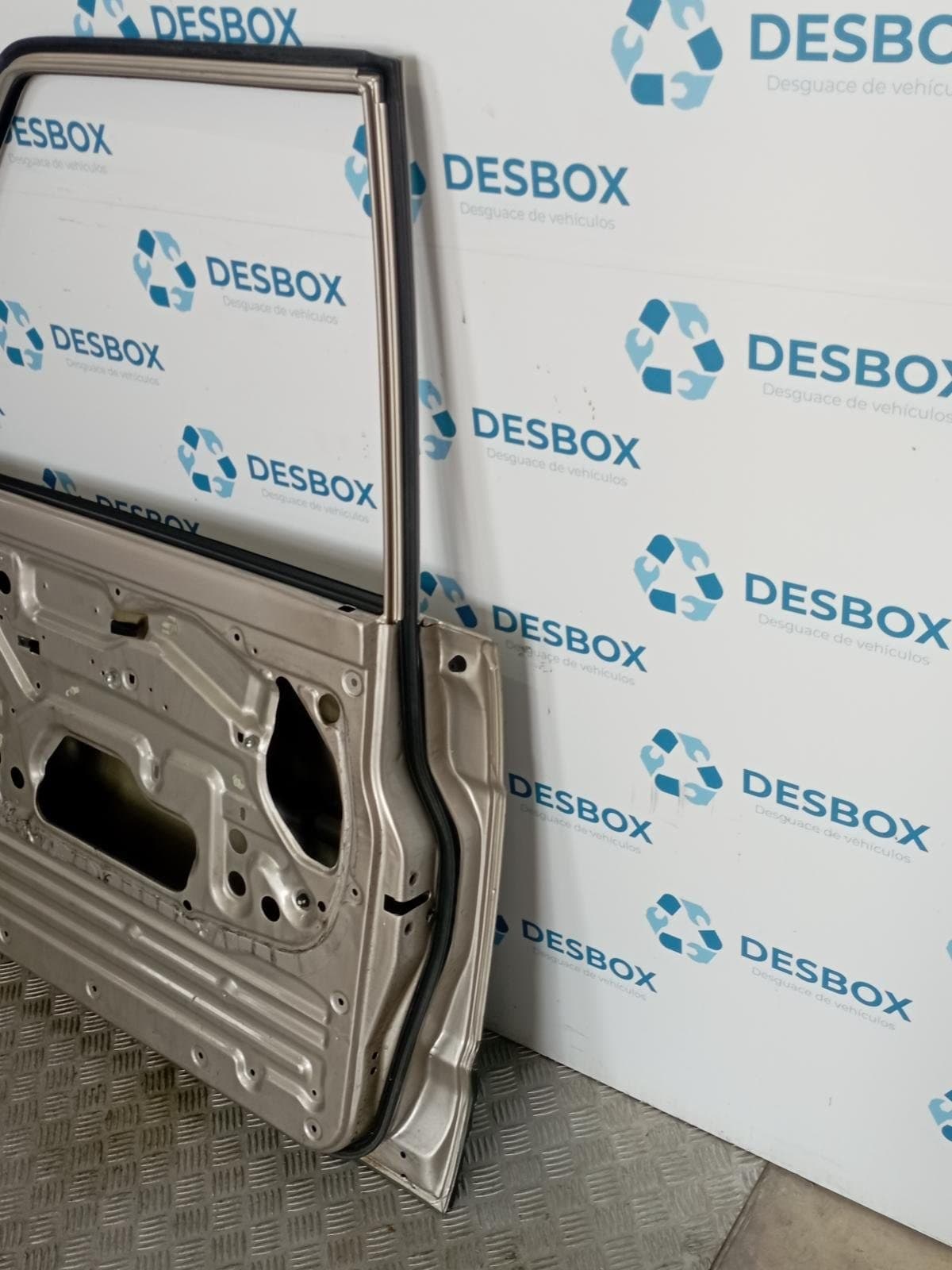 Recambio de PUERTA DELANTERA DERECHA para NISSAN PATROL GR (Y60) 2.8 TURBO DIESEL RD28 TURBO - GRIS 4