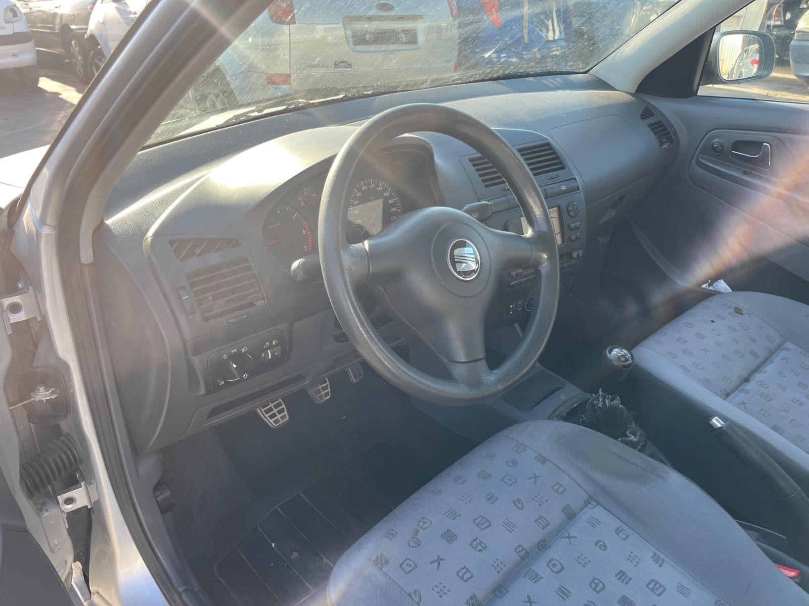 Recambio de ALETA DELANTERA IZQUIERDA para SEAT IBIZA (6K1) 1.6 ALM - GRIS 5