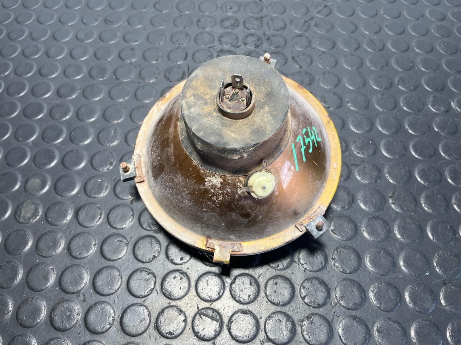 Recambio de FARO IZQUIERDO para LAND ROVER SANTANA 2.5D            referencia OEM IAM MOD 1610 - 3