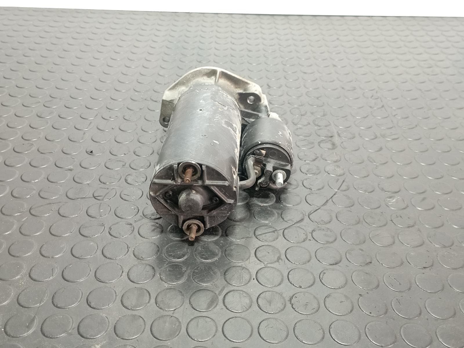 Recambio de MOTOR ARRANQUE para MERCEDES-BENZ CLASE SL (W129) 300 (129.061) 104981 referencia OEM IAM  1005821123 - GRIS 2