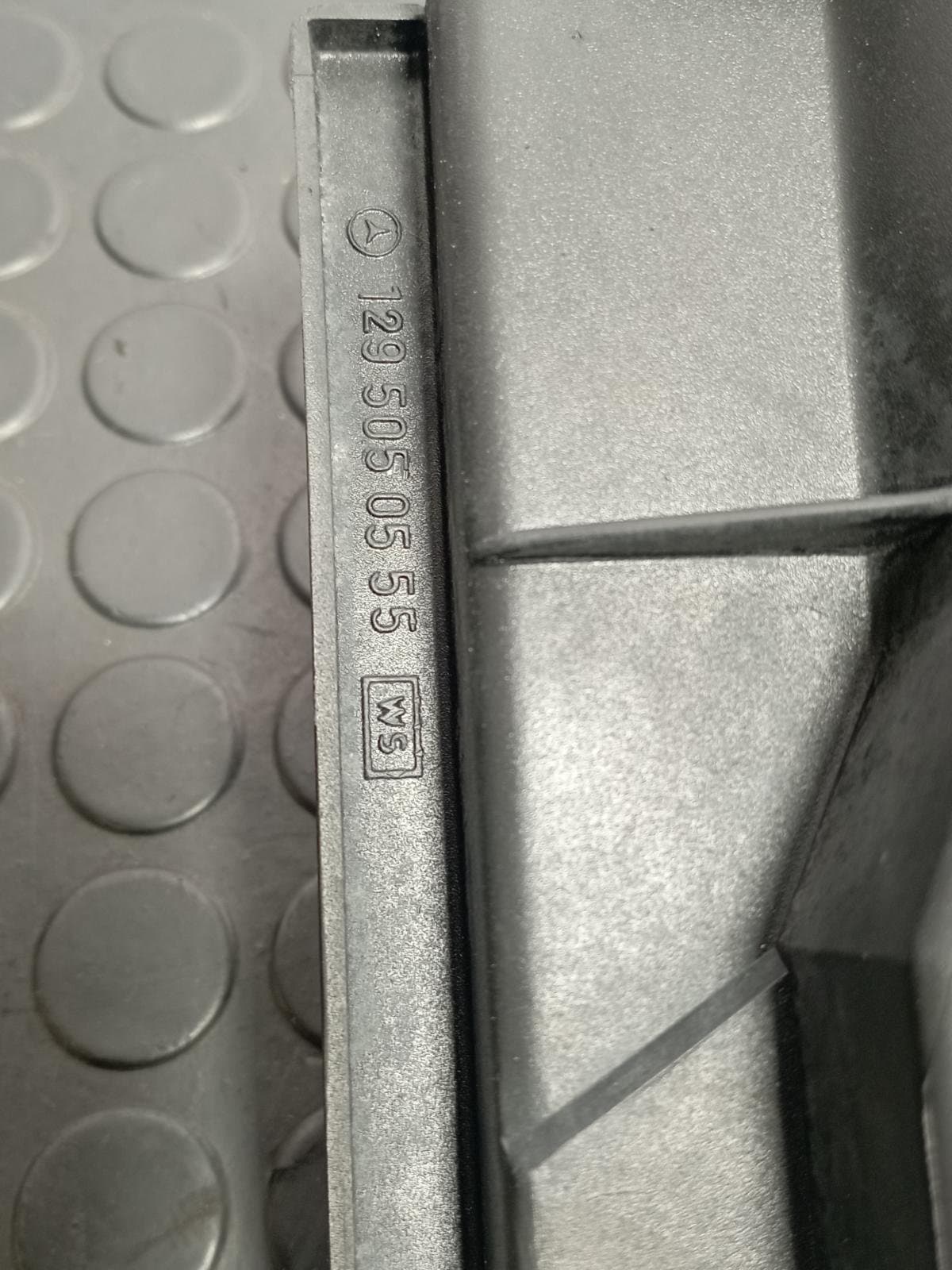 Recambio de ELECTROVENTILADOR para MERCEDES-BENZ CLASE SL (W129) 300 (129.061) 104981 referencia OEM IAM  1295050555 - GRIS 2