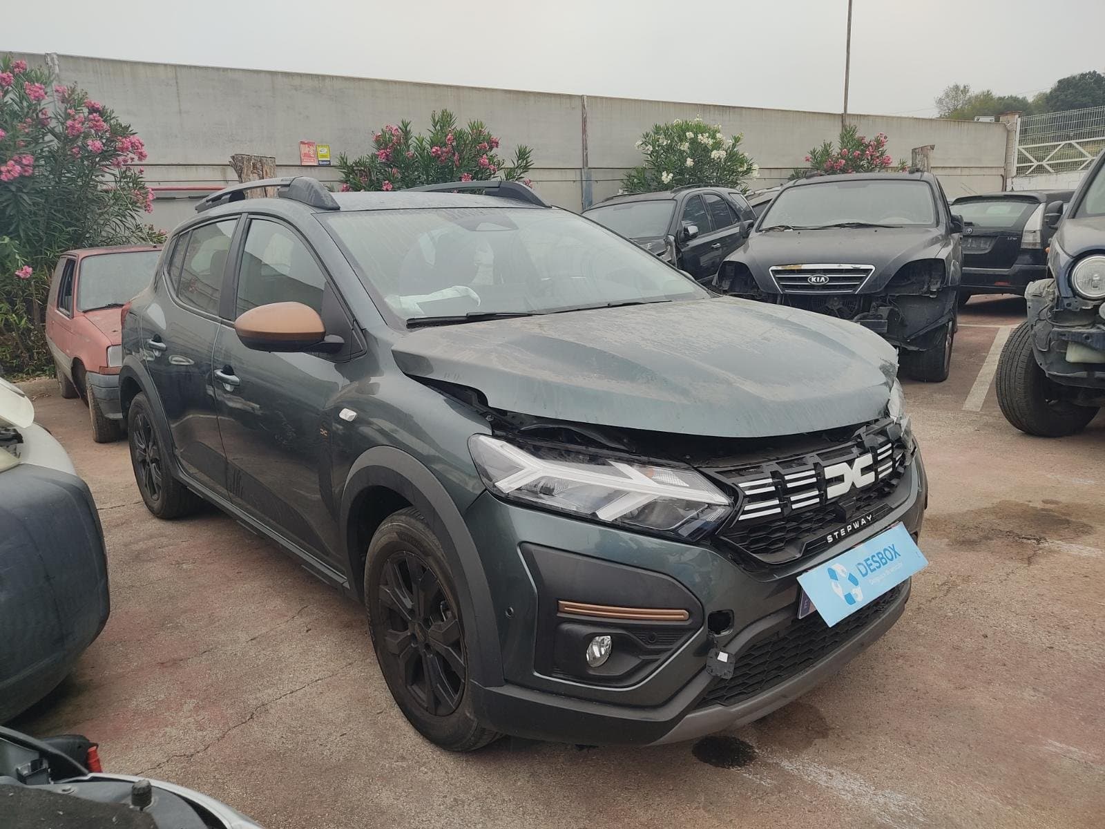 Recambio de ALETA DELANTERA DERECHA para DACIA SANDERO III 1.0 TCe 90 H4D470 - VERDE 2