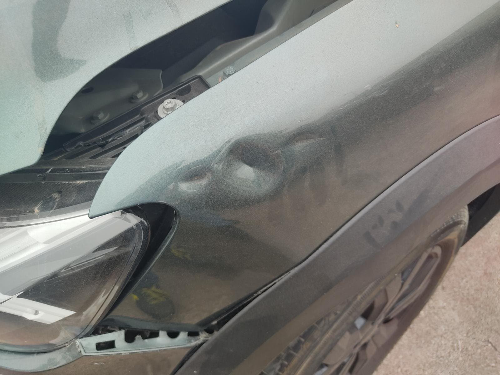 Recambio de ALETA DELANTERA DERECHA para DACIA SANDERO III 1.0 TCe 90 H4D470 - VERDE 4