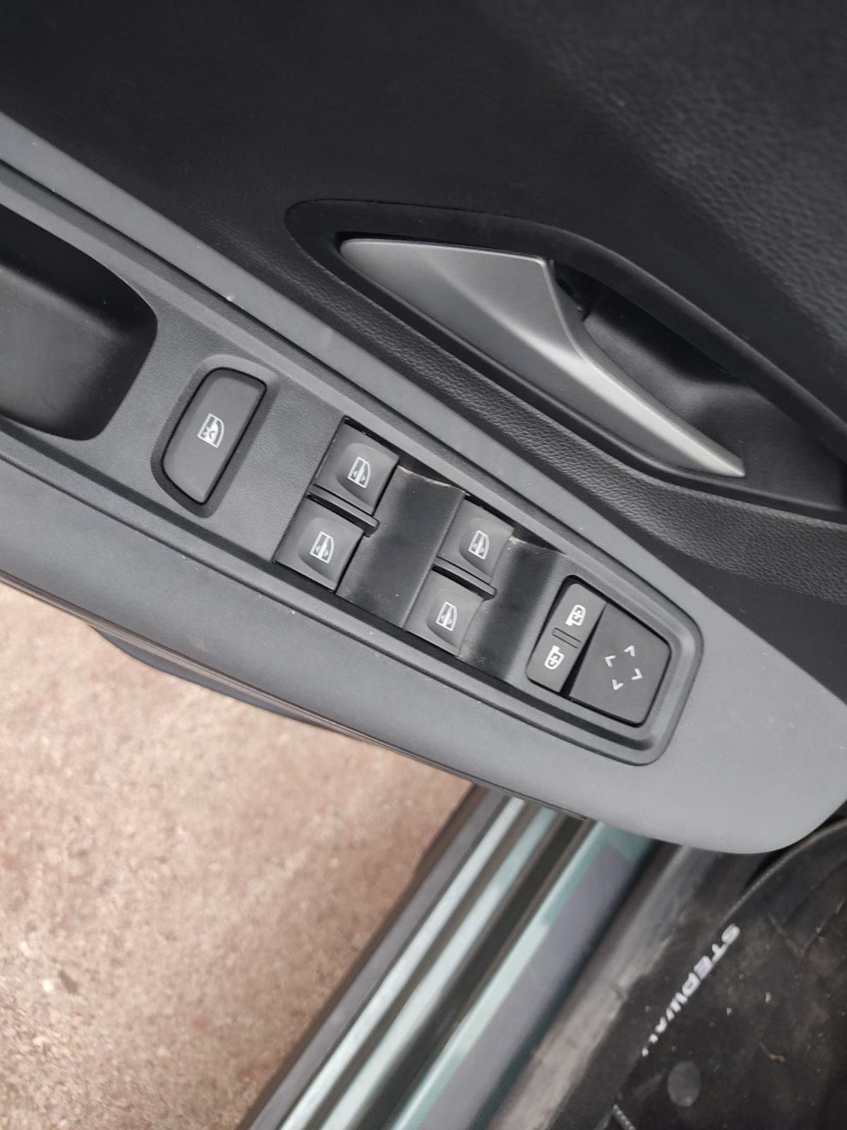 Recambio de ALETA DELANTERA DERECHA para DACIA SANDERO III 1.0 TCe 90 H4D470 - VERDE 7