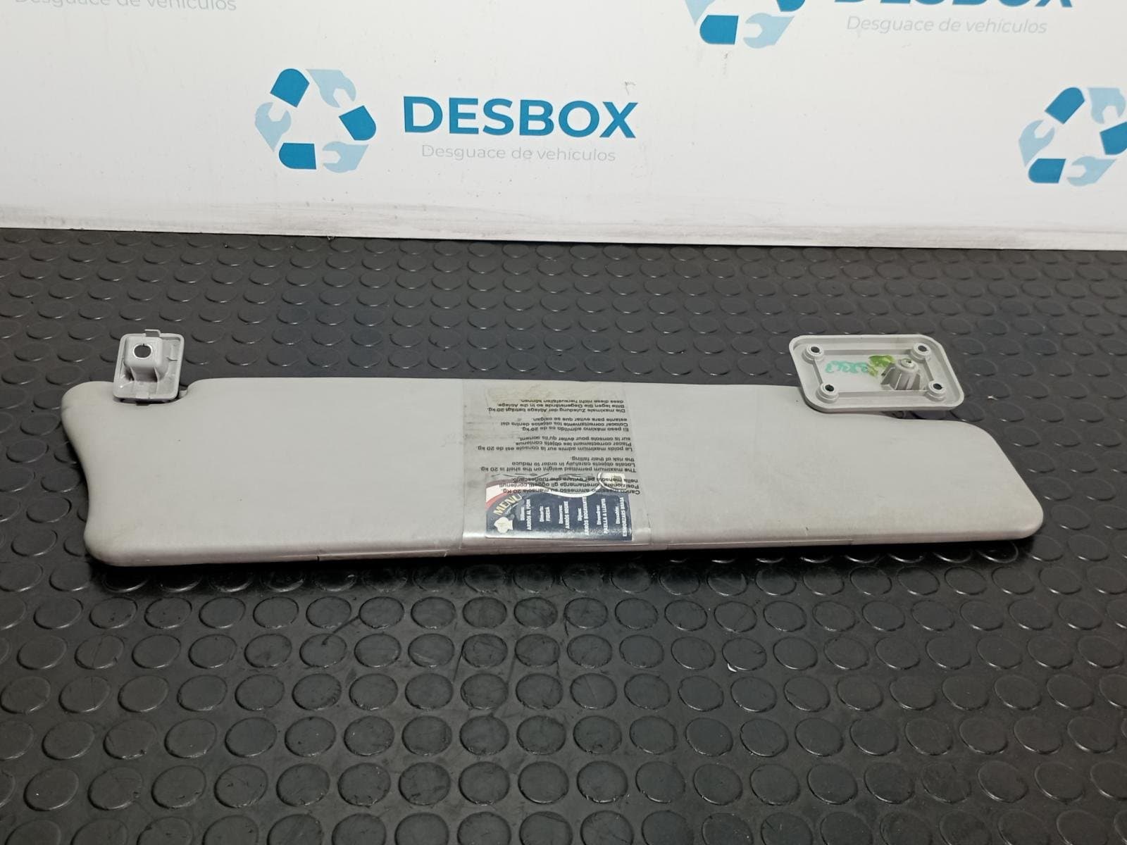 Recambio de PARASOL IZQUIERDO para IVECO DAILY VI Caja/Chasis 33S15, 35S15, 35C15 F1AFL411C referencia OEM IAM T0793 - BLANCO 2