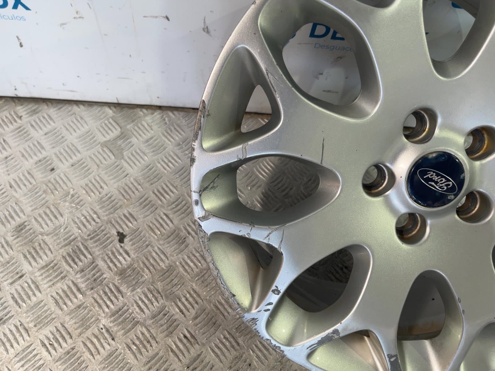 Recambio de JUEGO LLANTAS para FORD FOCUS BERLINA (CAP) 2.0 TDCi CAT G6DA referencia OEM IAM 8M5J1007AA - GRANATE 6