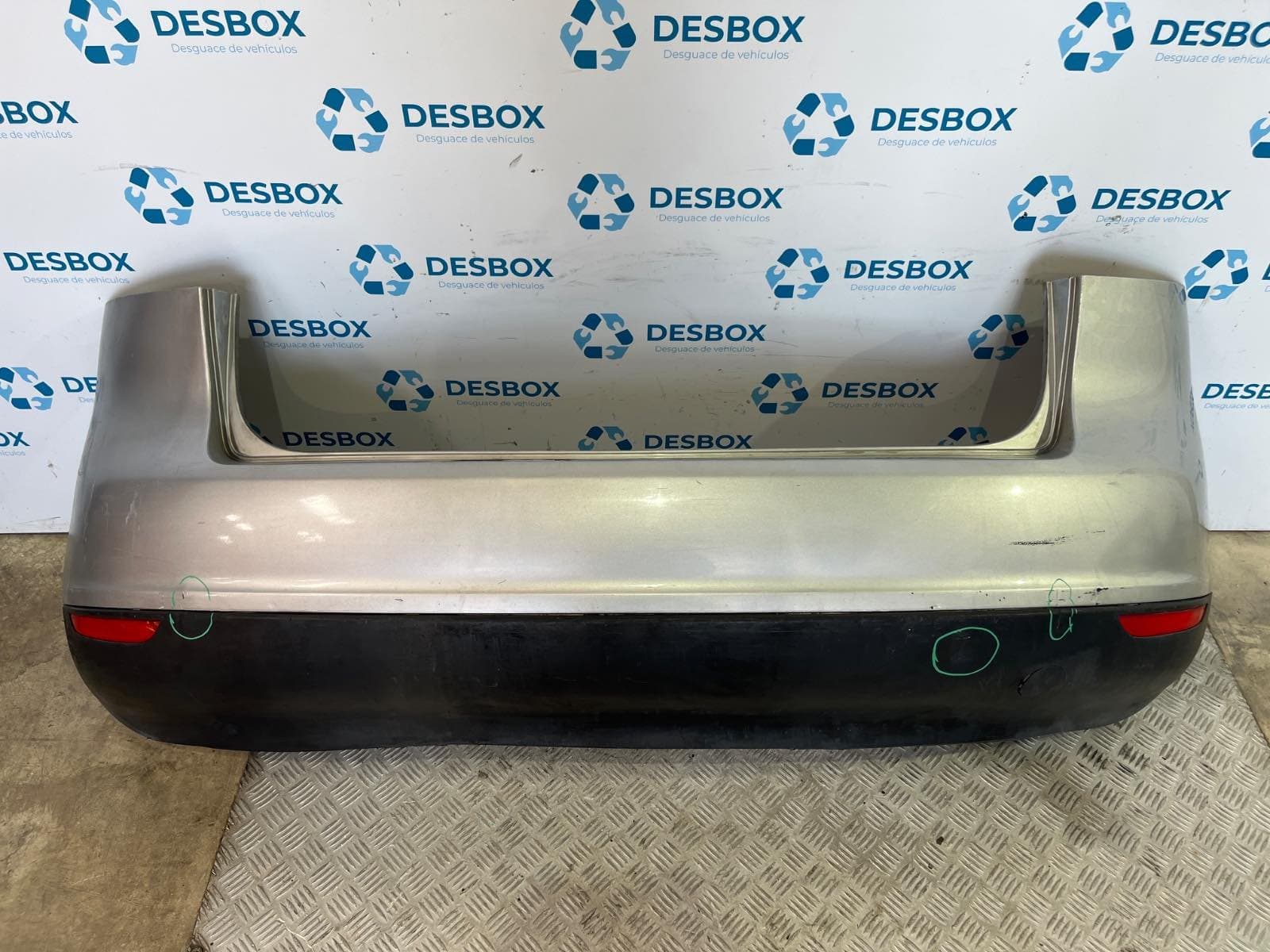 Recambio de PARAGOLPES TRASERO para VOLKSWAGEN GOLF PLUS (5M1) 1.9 TDI BKC - GRIS