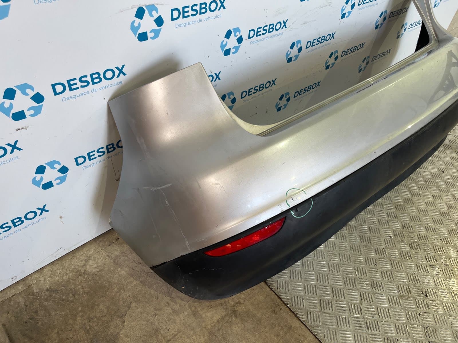 Recambio de PARAGOLPES TRASERO para VOLKSWAGEN GOLF PLUS (5M1) 1.9 TDI BKC - GRIS 2