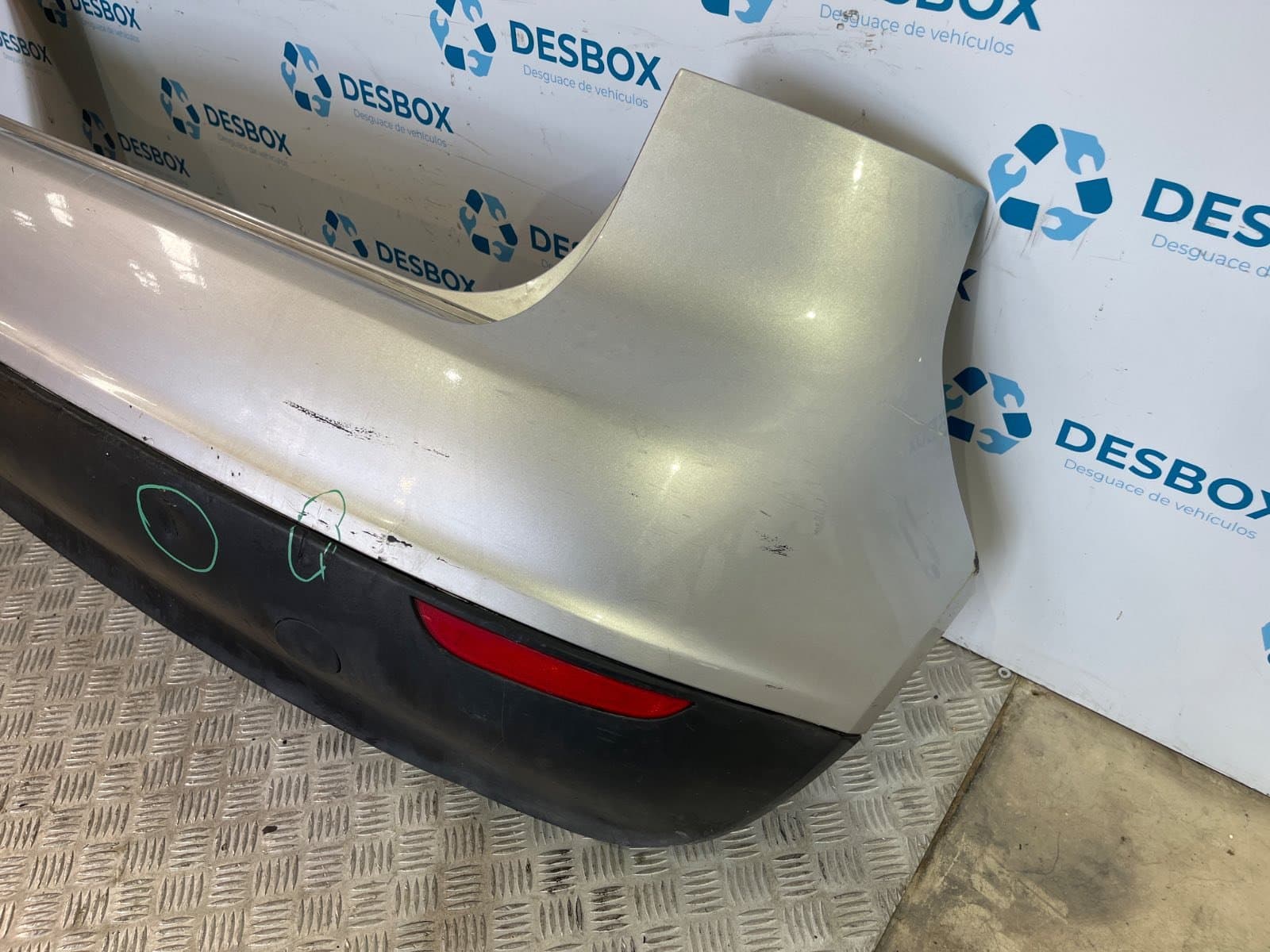 Recambio de PARAGOLPES TRASERO para VOLKSWAGEN GOLF PLUS (5M1) 1.9 TDI BKC - GRIS 4