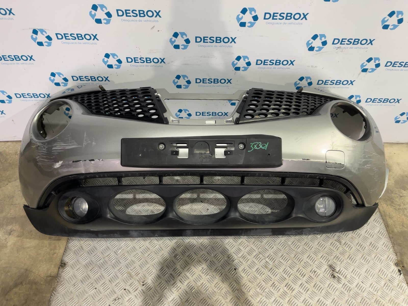 Recambio de PARAGOLPES DELANTERO para NISSAN JUKE (F15) 1.6 HR16DE - GRIS