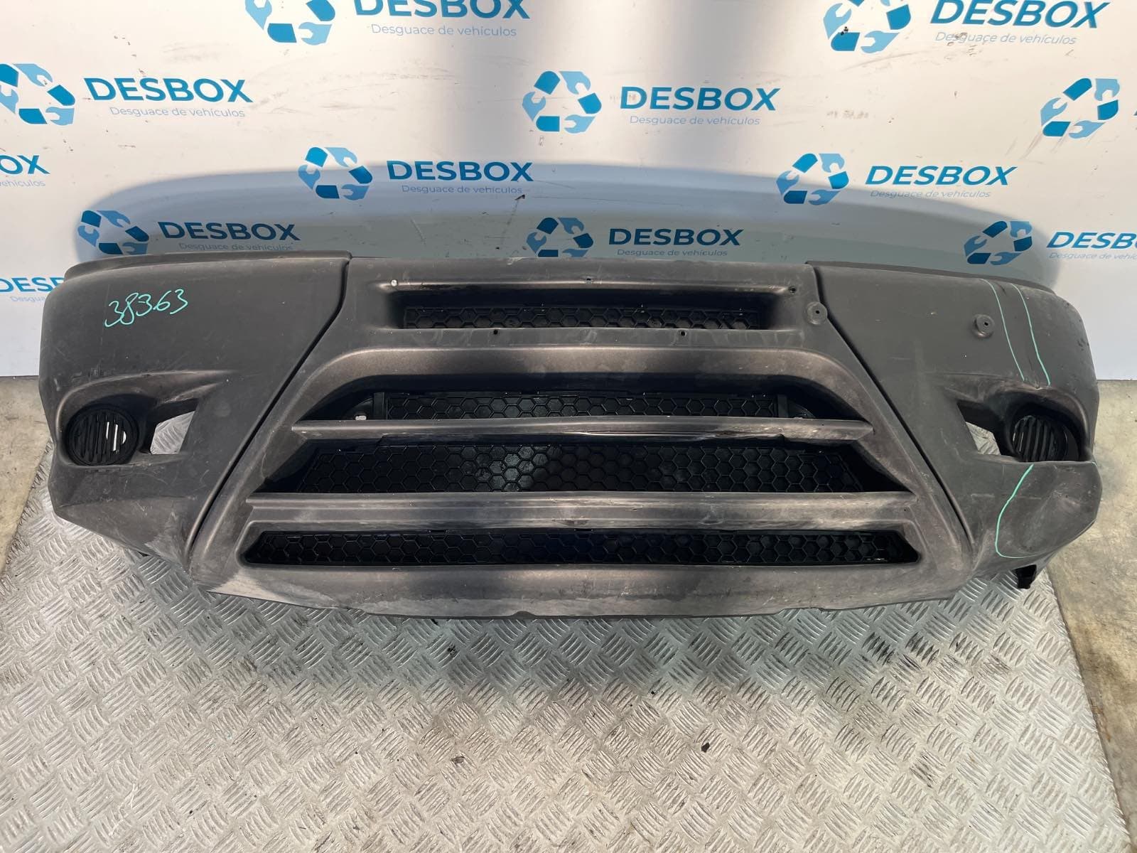 Recambio de PARAGOLPES DELANTERO para PIAGGIO (VESPA) PORTER Caja/Chasis ELECTRIC 96V - BLANCO