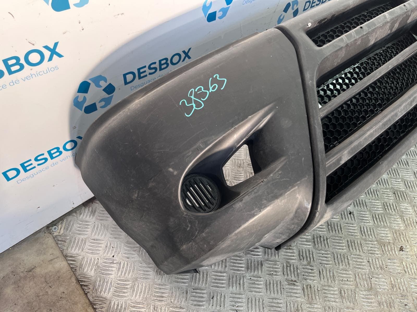 Recambio de PARAGOLPES DELANTERO para PIAGGIO (VESPA) PORTER Caja/Chasis ELECTRIC 96V - BLANCO 2