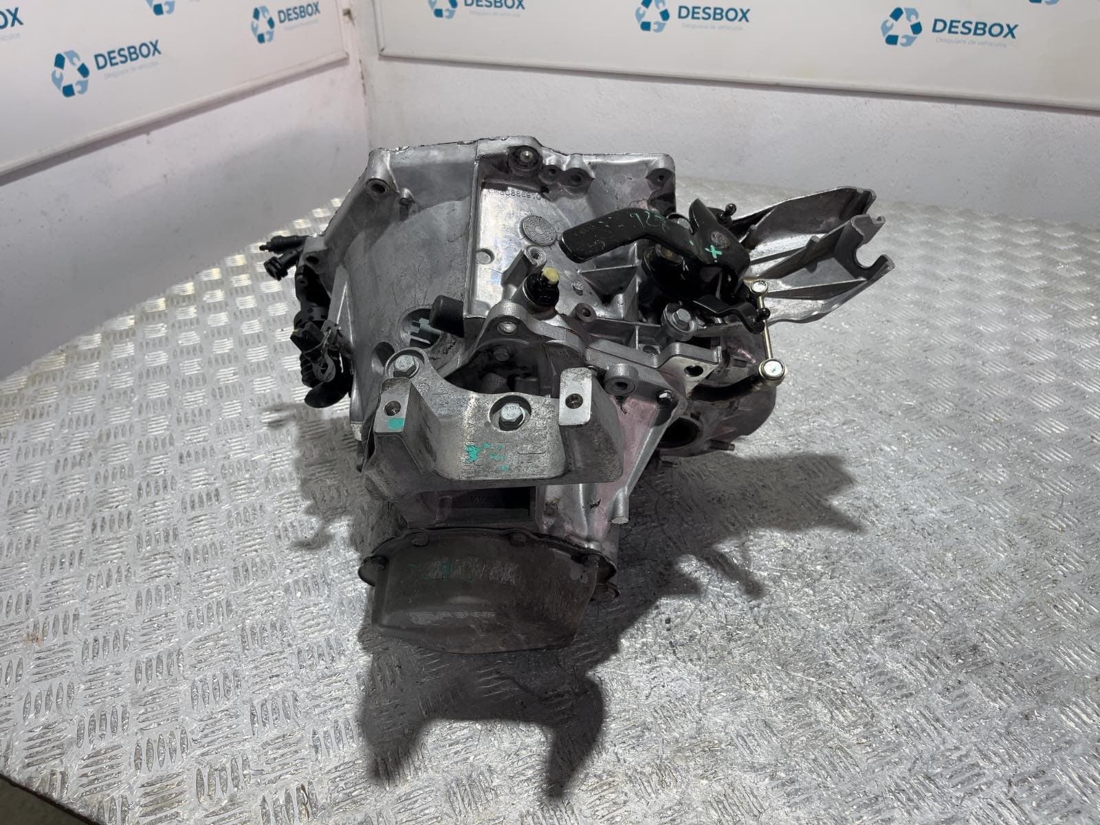 Recambio de CAJA CAMBIOS para CITROEN C5 STATION WAGON 1.6 HDI 9HZ referencia OEM IAM 20DM65 - NEGRO 3