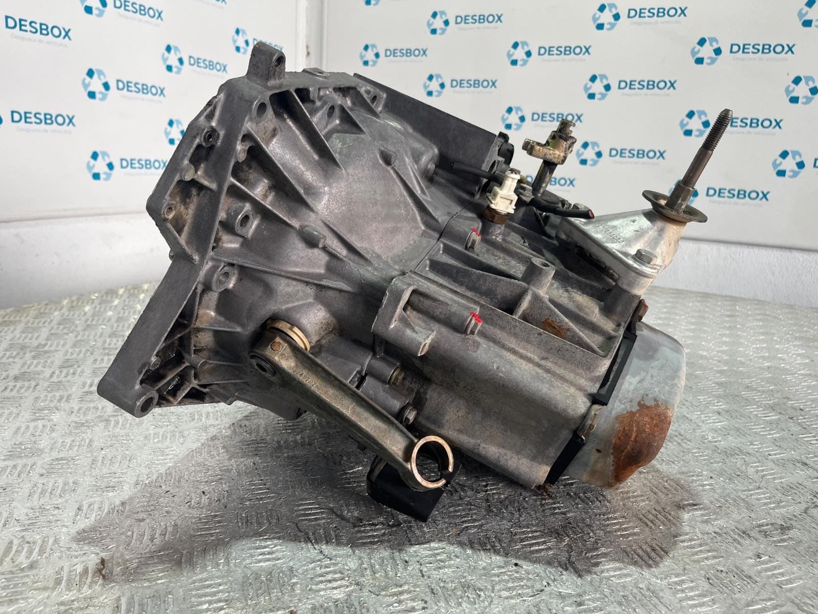 Recambio de CAJA CAMBIOS para PEUGEOT EXPERT KOMBI 1.9 TD DHX referencia OEM IAM 20LE44 - GRIS 3