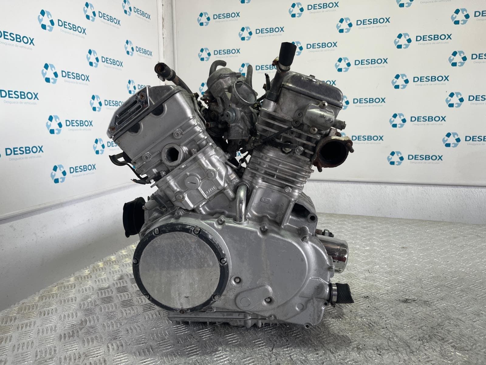 Recambio de MOTOR  para KAWASAKI VN 750 / 800 / 900 * G/VN750AE referencia OEM IAM VN750AE - GRIS